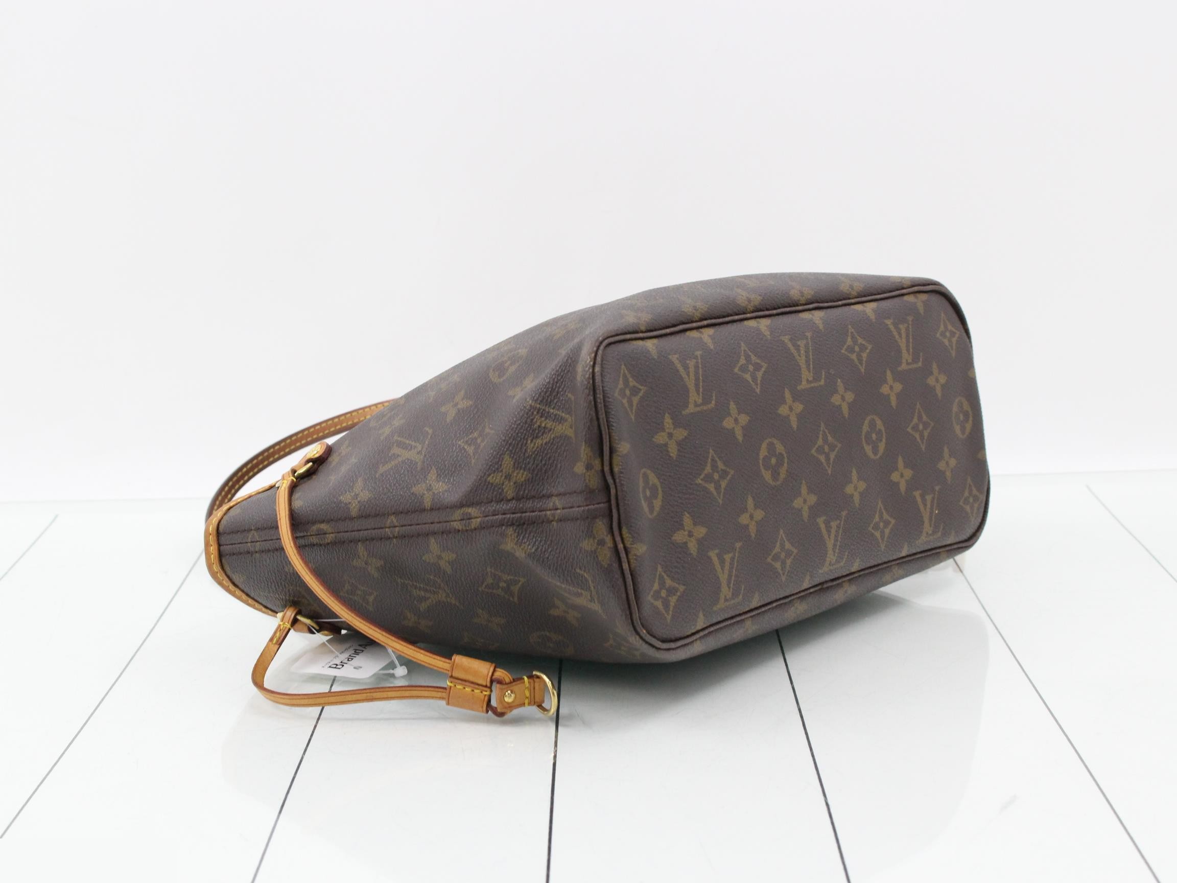Neverfull Monogram Handbag — view 5