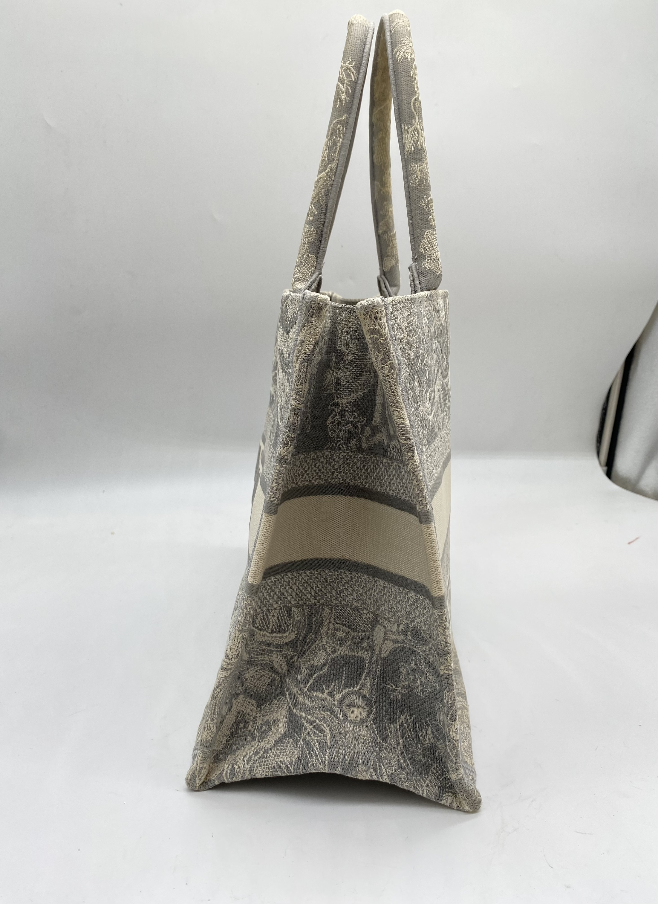 Book Tote Medium (IC chip detected) Tote bag — view 6