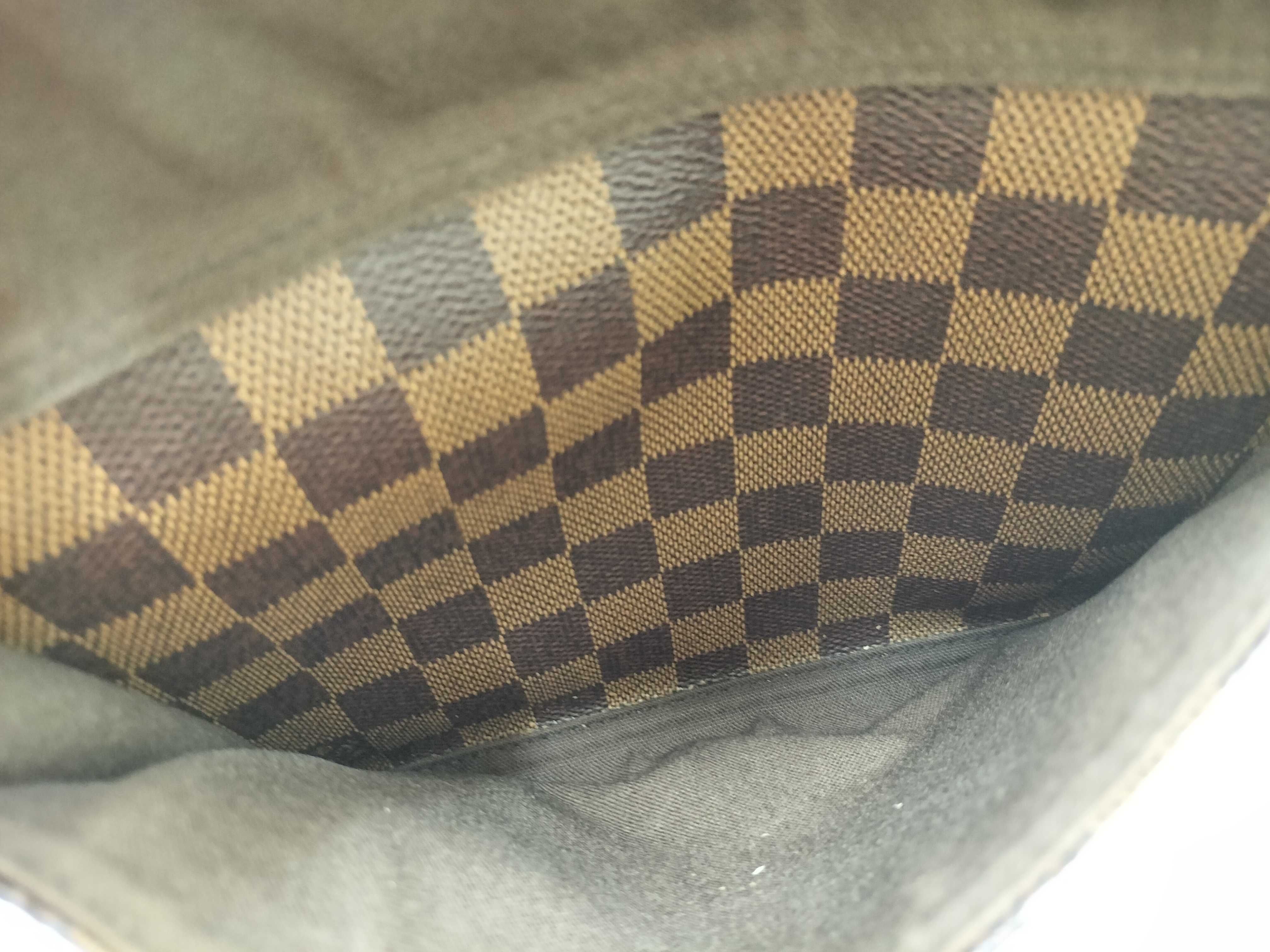 Damier Pochette Melville Damier Shoulder Bag — view 15