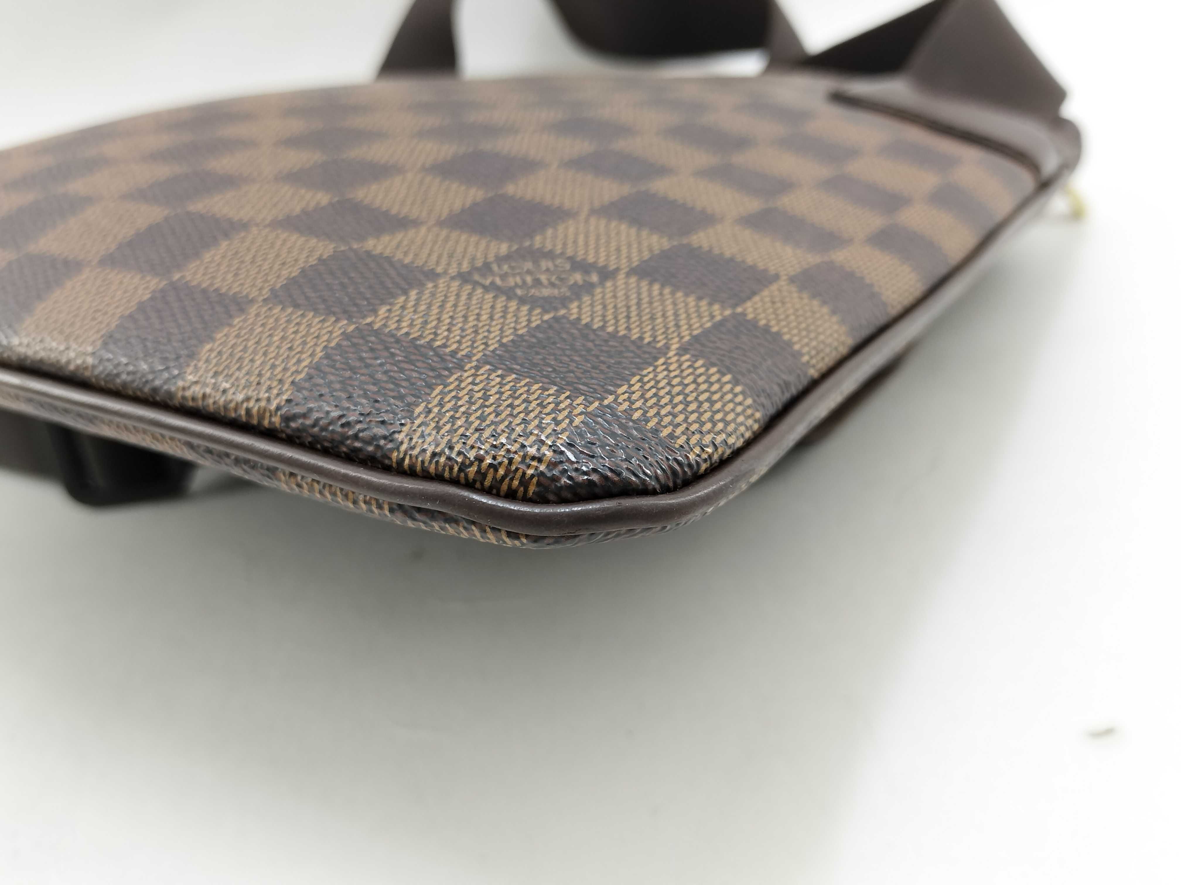 Damier Pochette Melville Damier Shoulder Bag — view 5