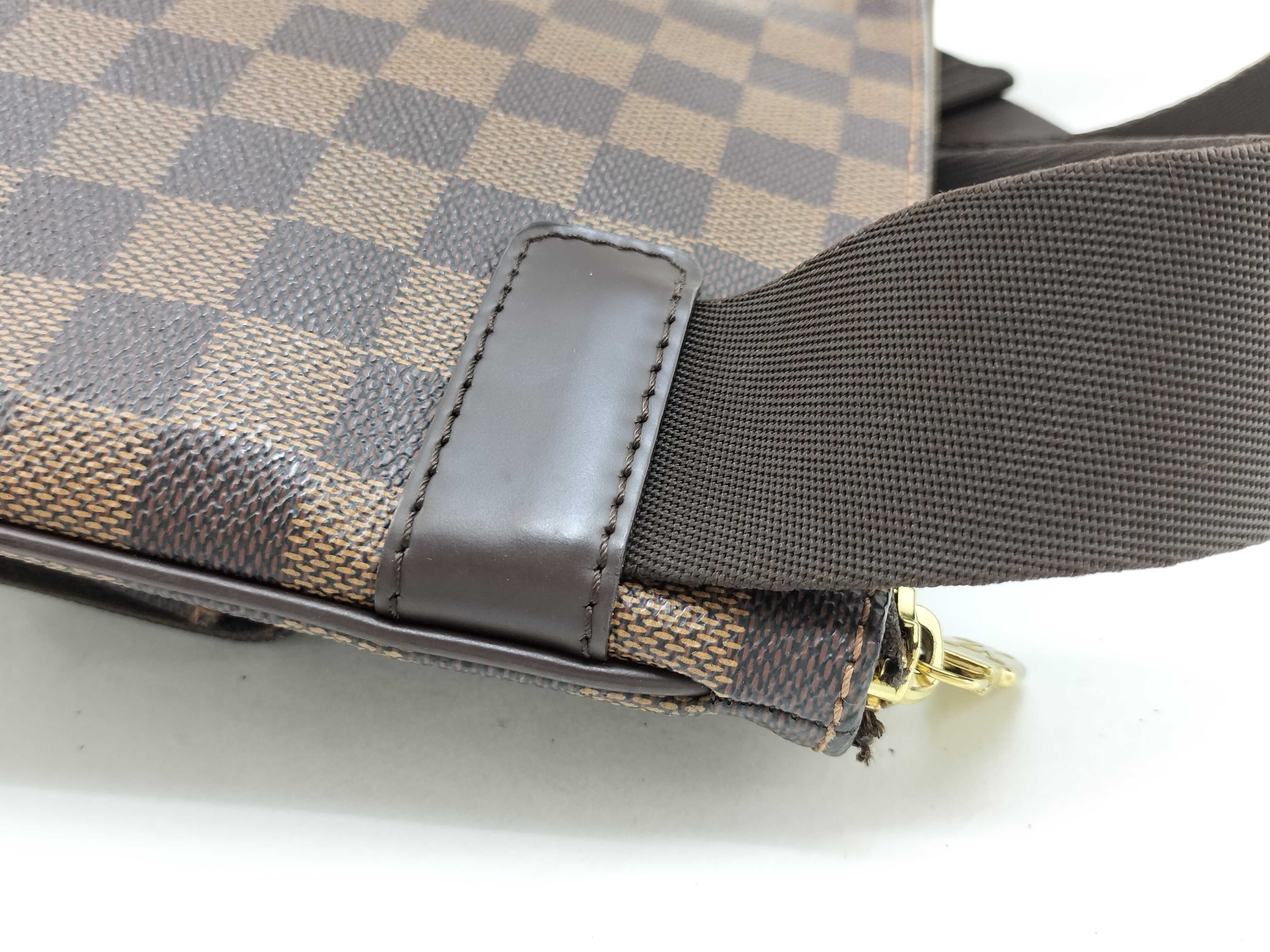 Damier Pochette Melville Damier Shoulder Bag — view 6