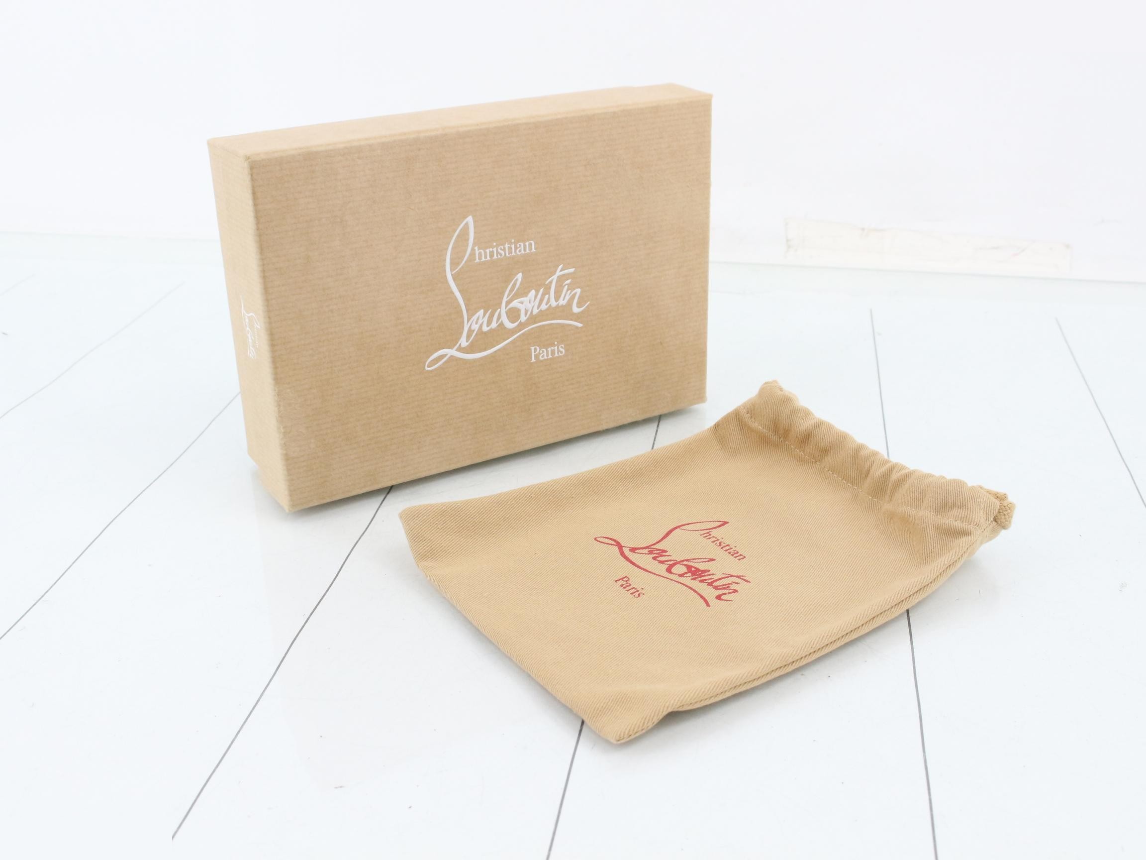 Other lines: Bags and Wallets — view 5