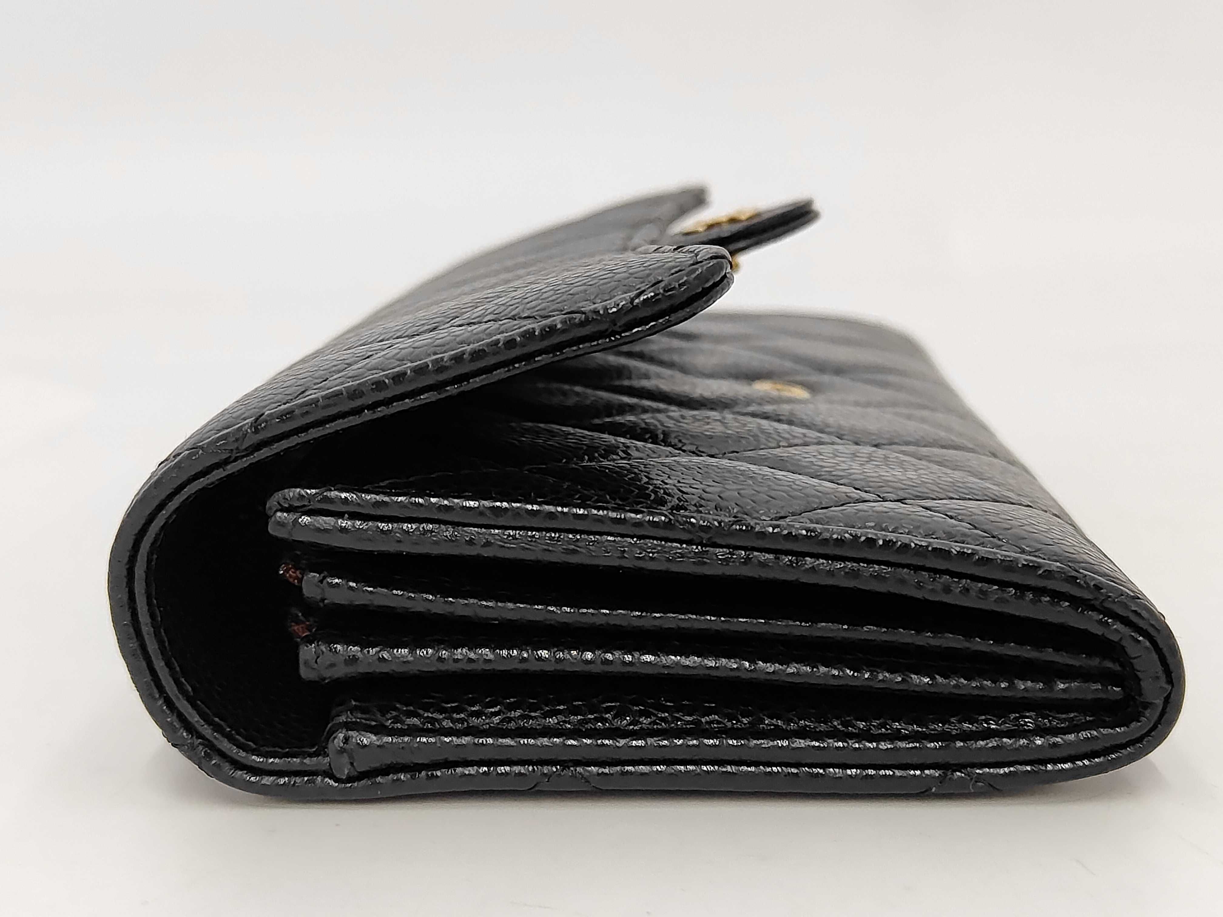 CLASSIC FLAP Long Wallet Black x Gold Quilted Caviaskin No. 27 No Card Wallet — view 8