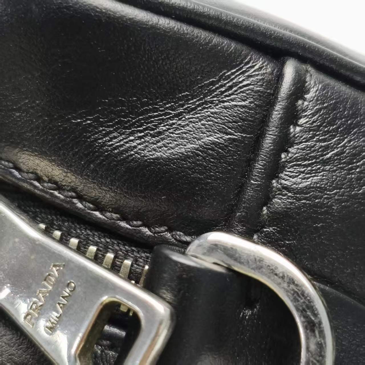 【*Shipped from: China*】PRADA Leather Shoulder Bag — view 12