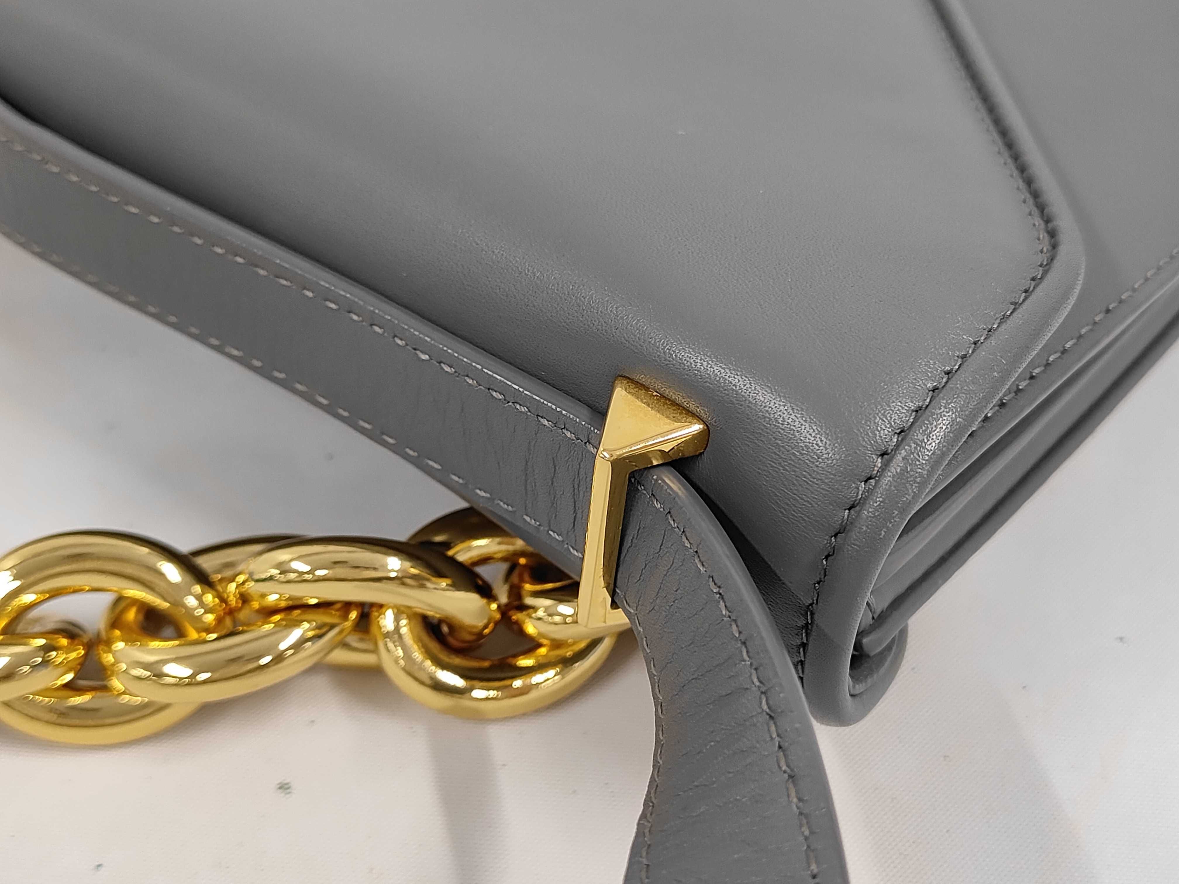 Mount Chain Shoulder Bag, Gray — view 6