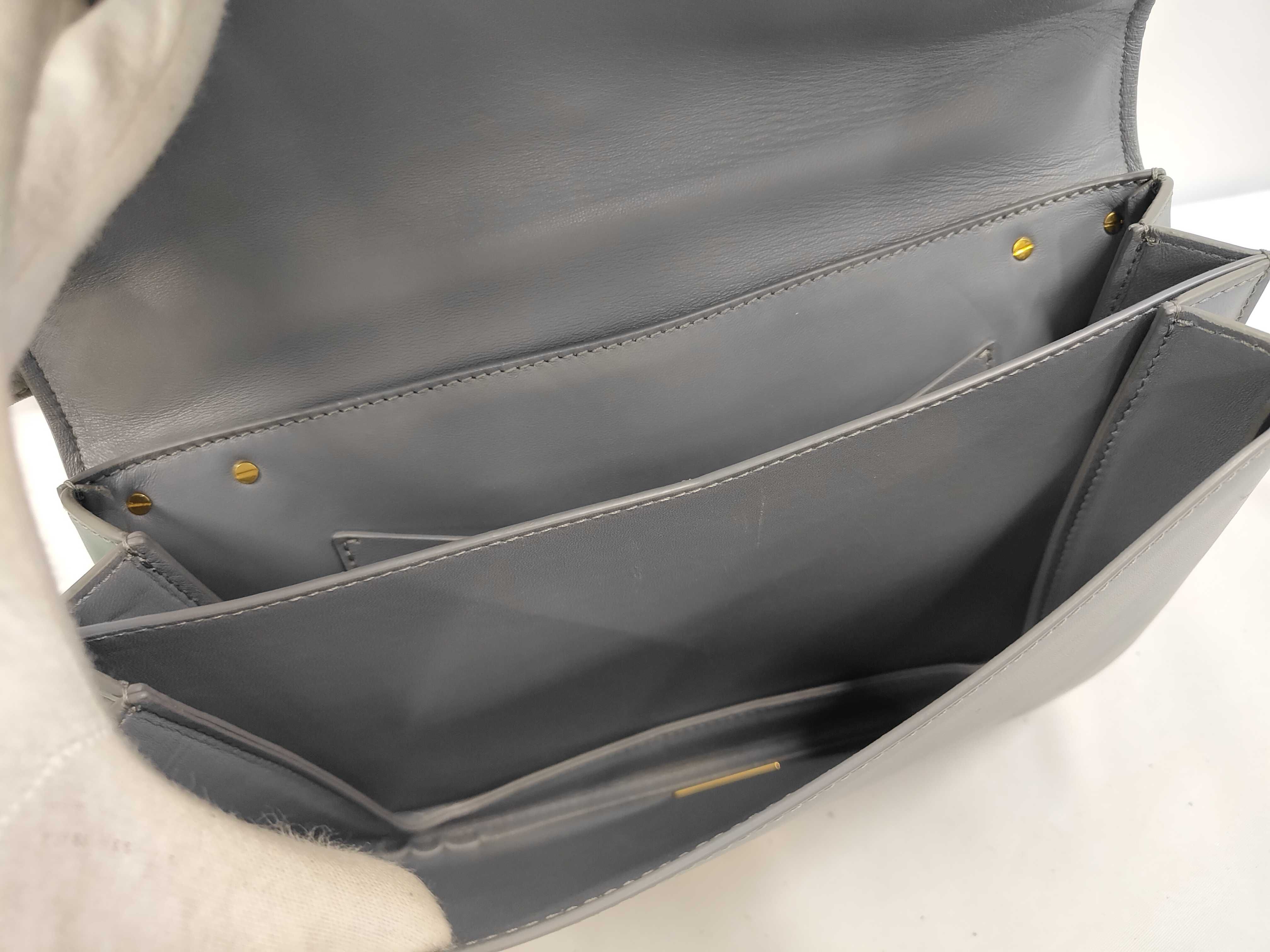 Mount Chain Shoulder Bag, Gray — view 8