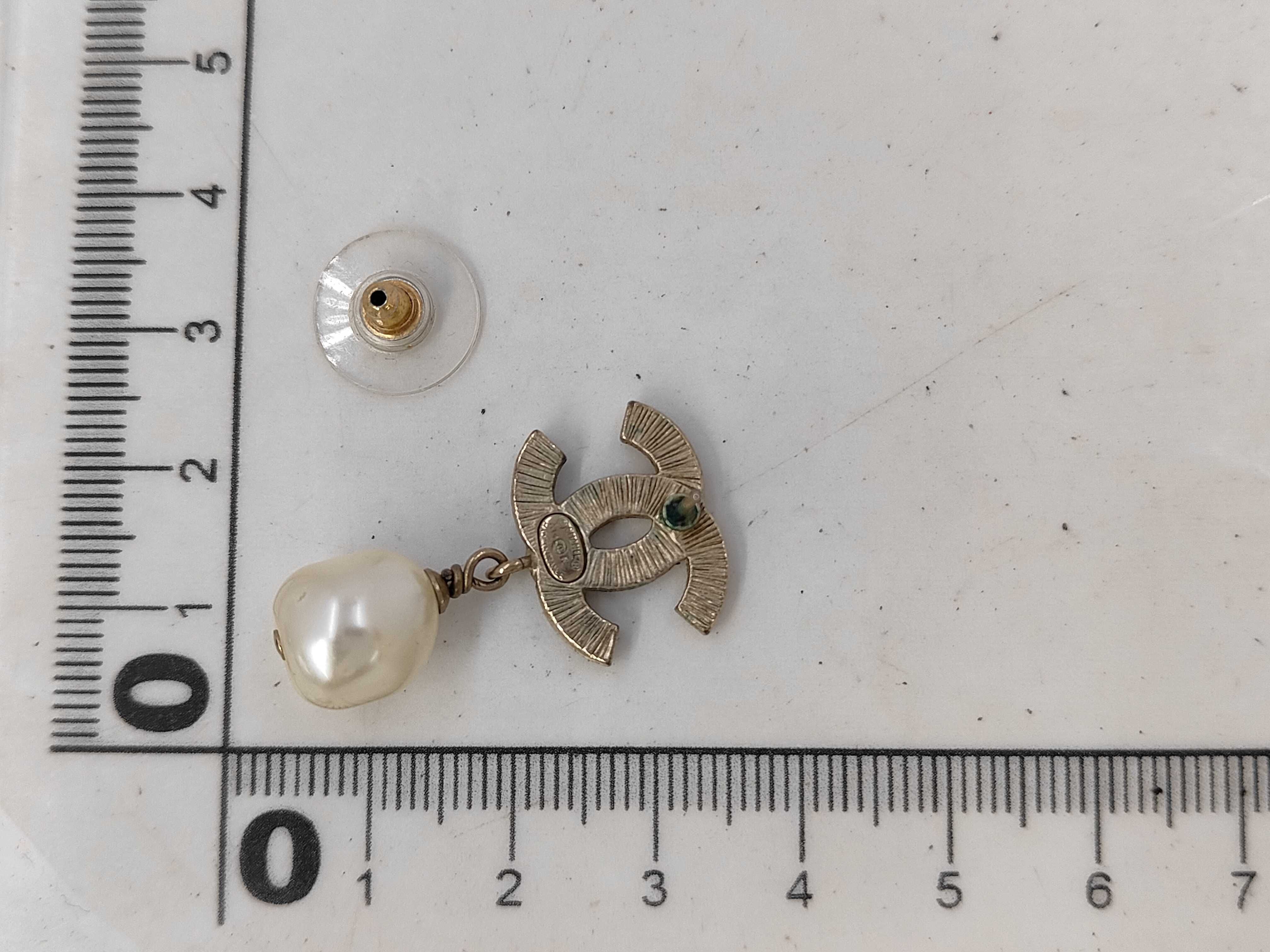 Coco Mark Chanel Coco Pearl Black Earrings — view 6
