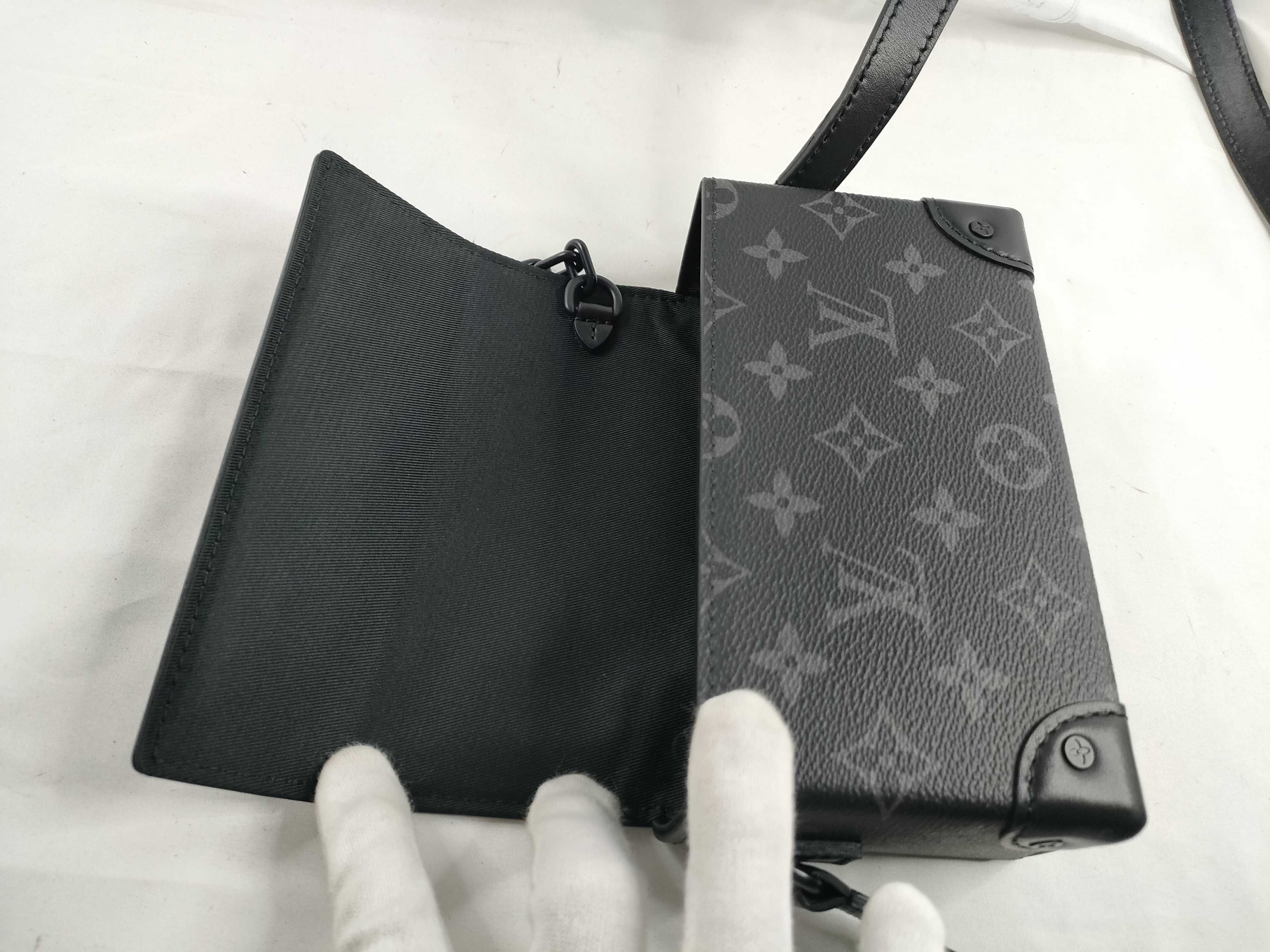 Monogram Eclipse Steamer Wearable Wallet M81783 with strap, shoulder bag — view 9