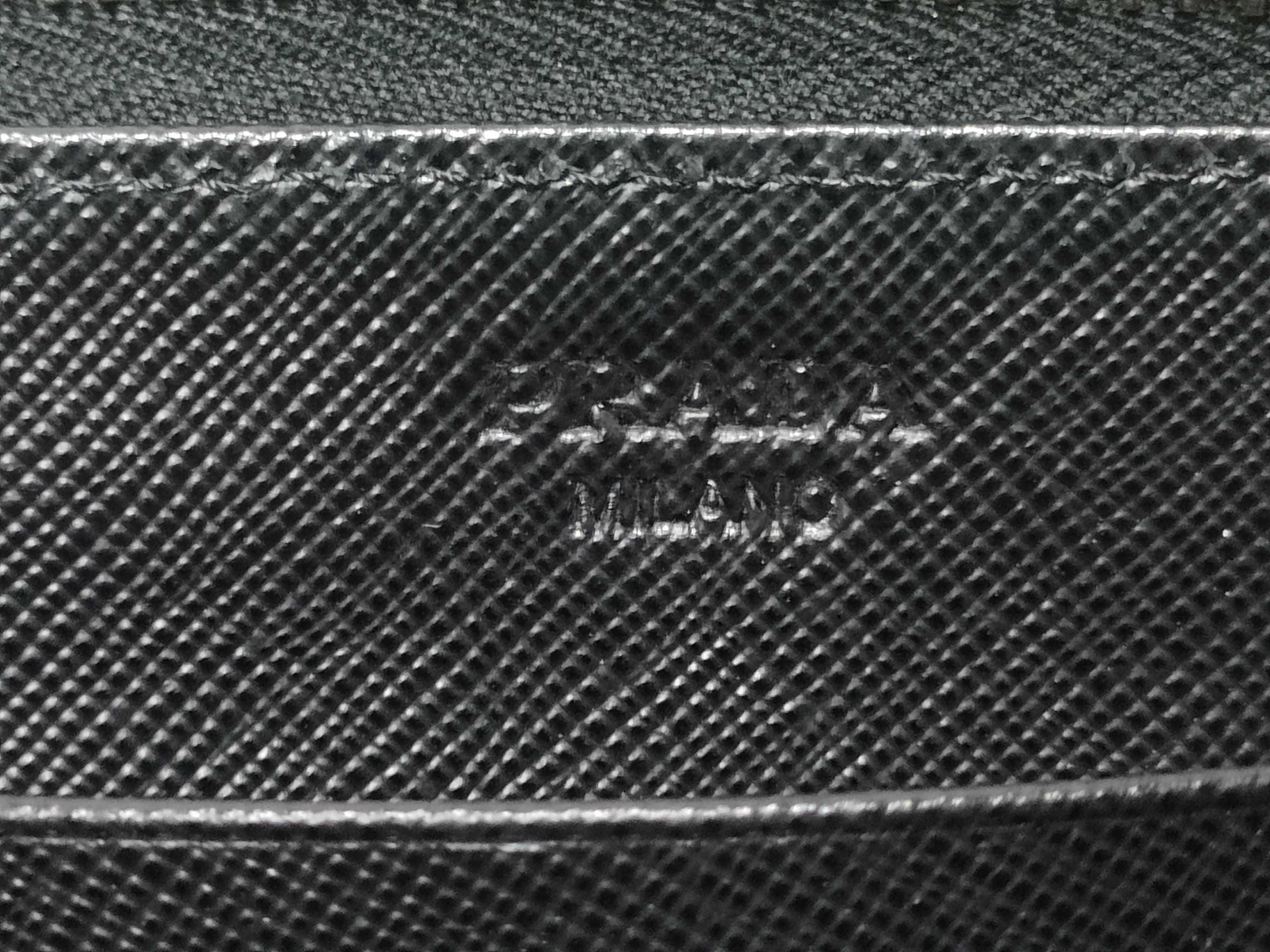 Logo Round Zip Wallet Long Wallet — view 14