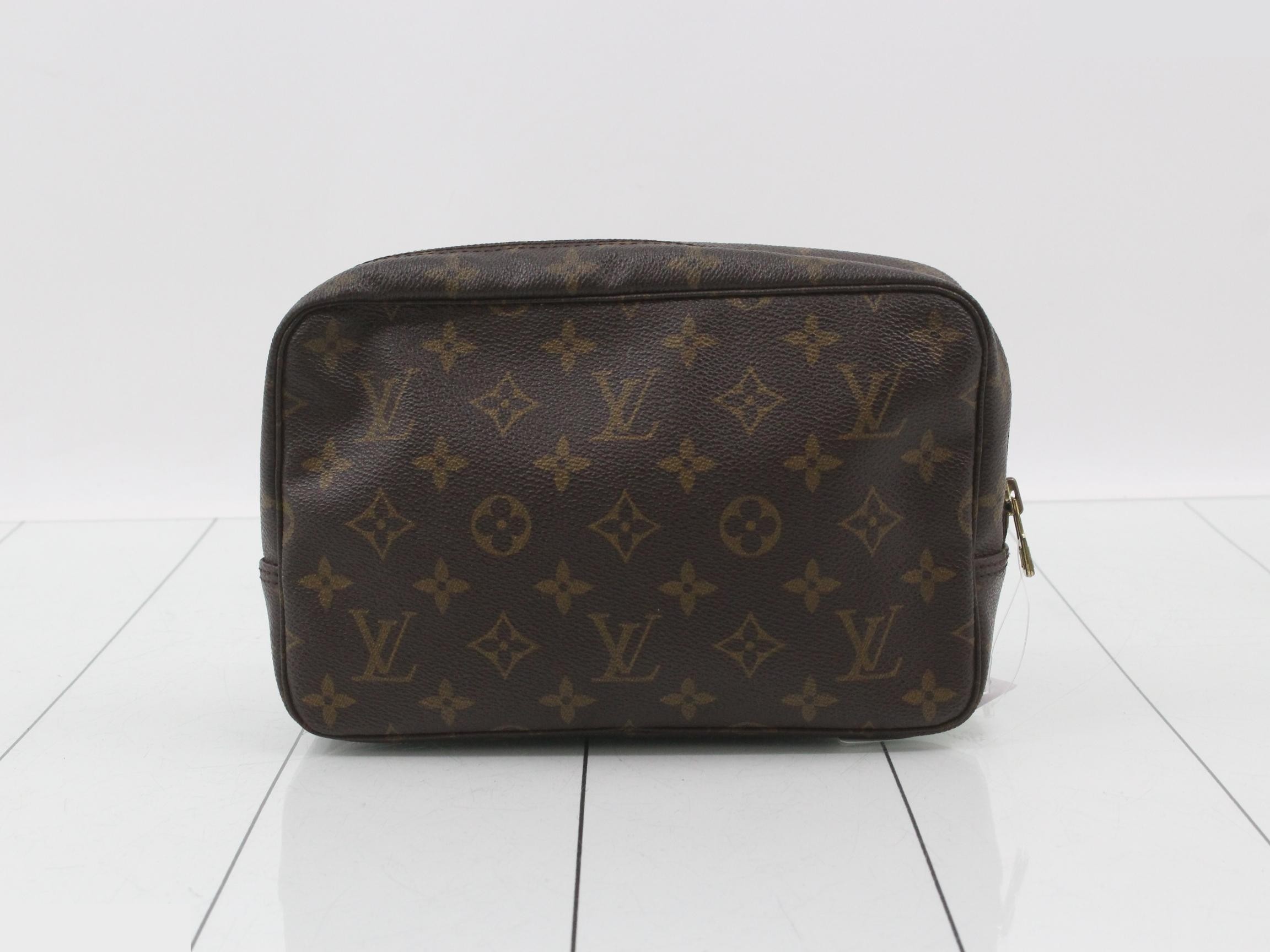 LV Monogram Troussard Toilette 23 — view 2