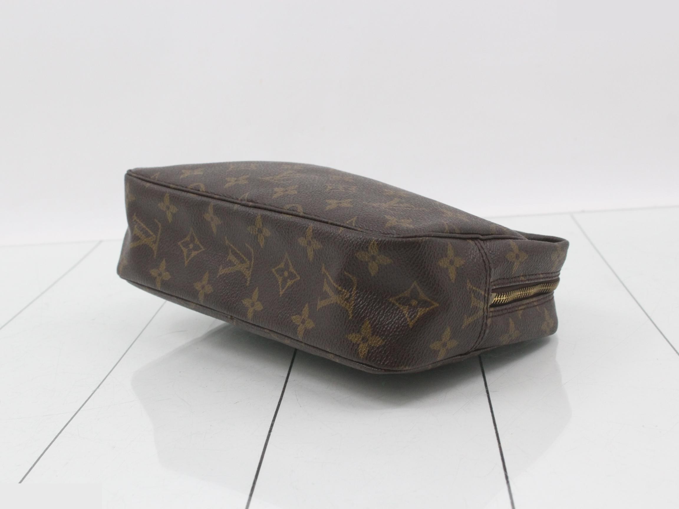 LV Monogram Troussard Toilette 23 — view 6