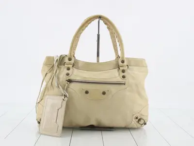 Classic City Handbag