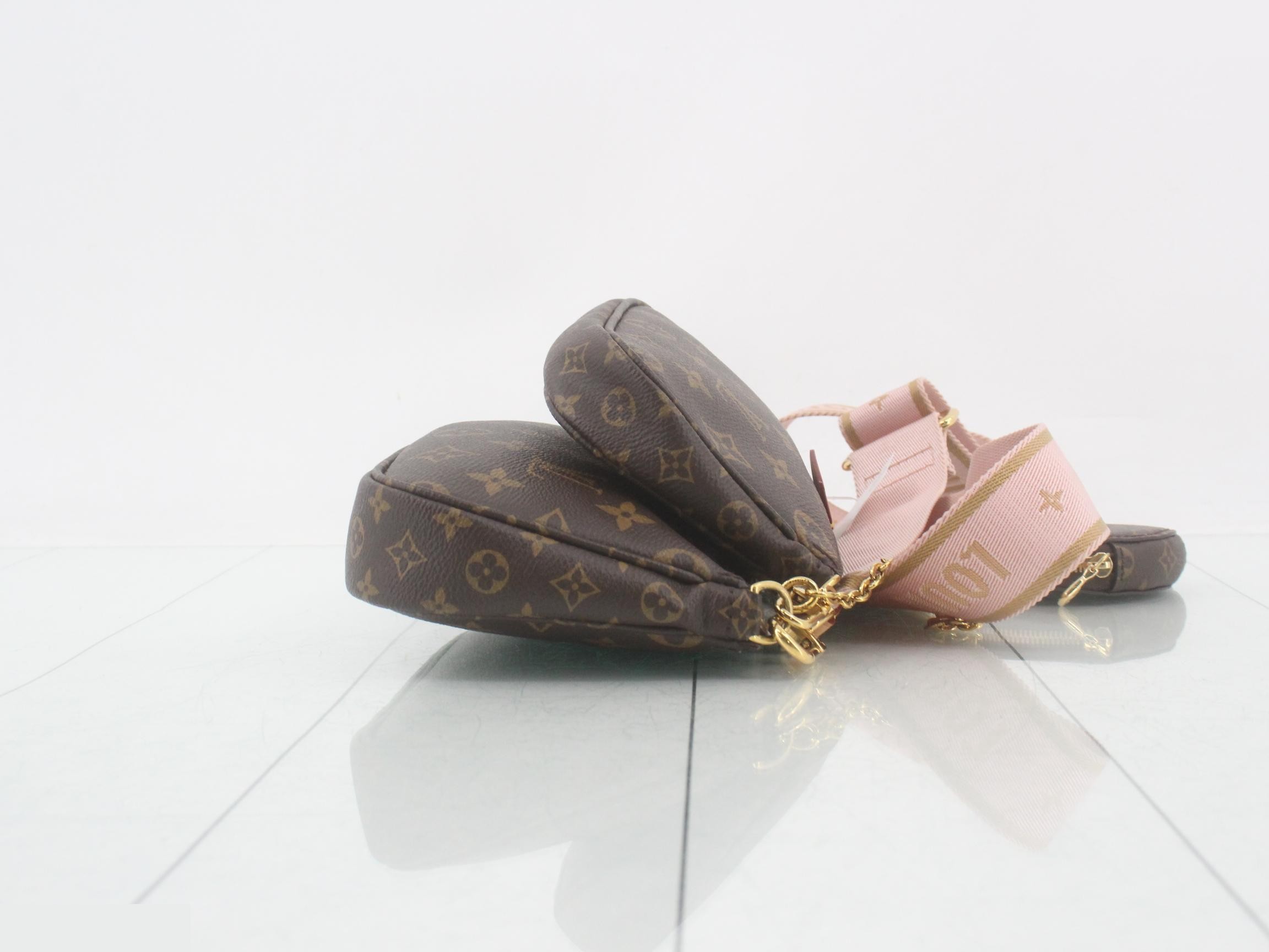 Monogram Multi Pochette Accessoires 2-Way Shoulder Bag — view 3