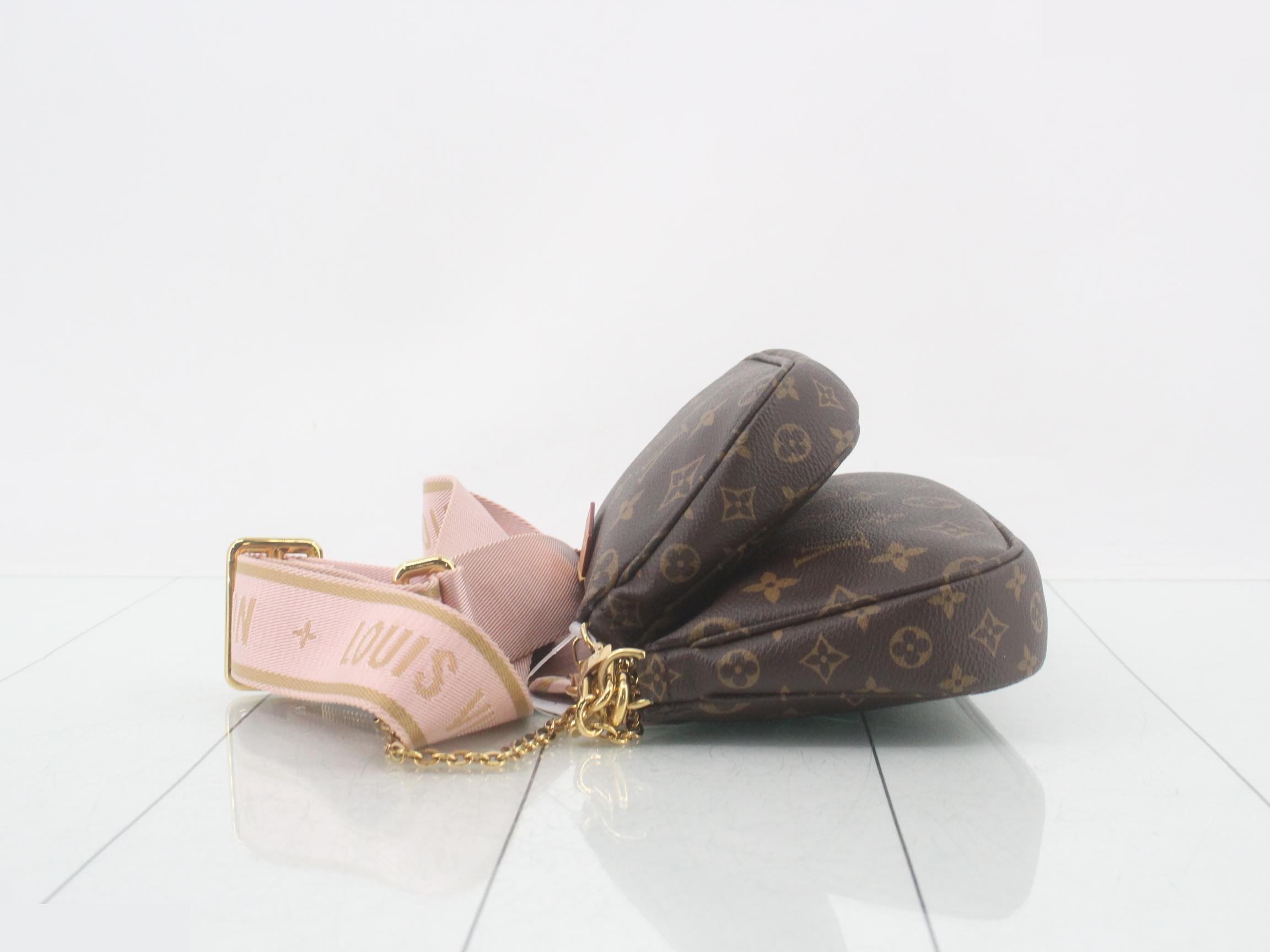 Monogram Multi Pochette Accessoires 2-Way Shoulder Bag — view 4