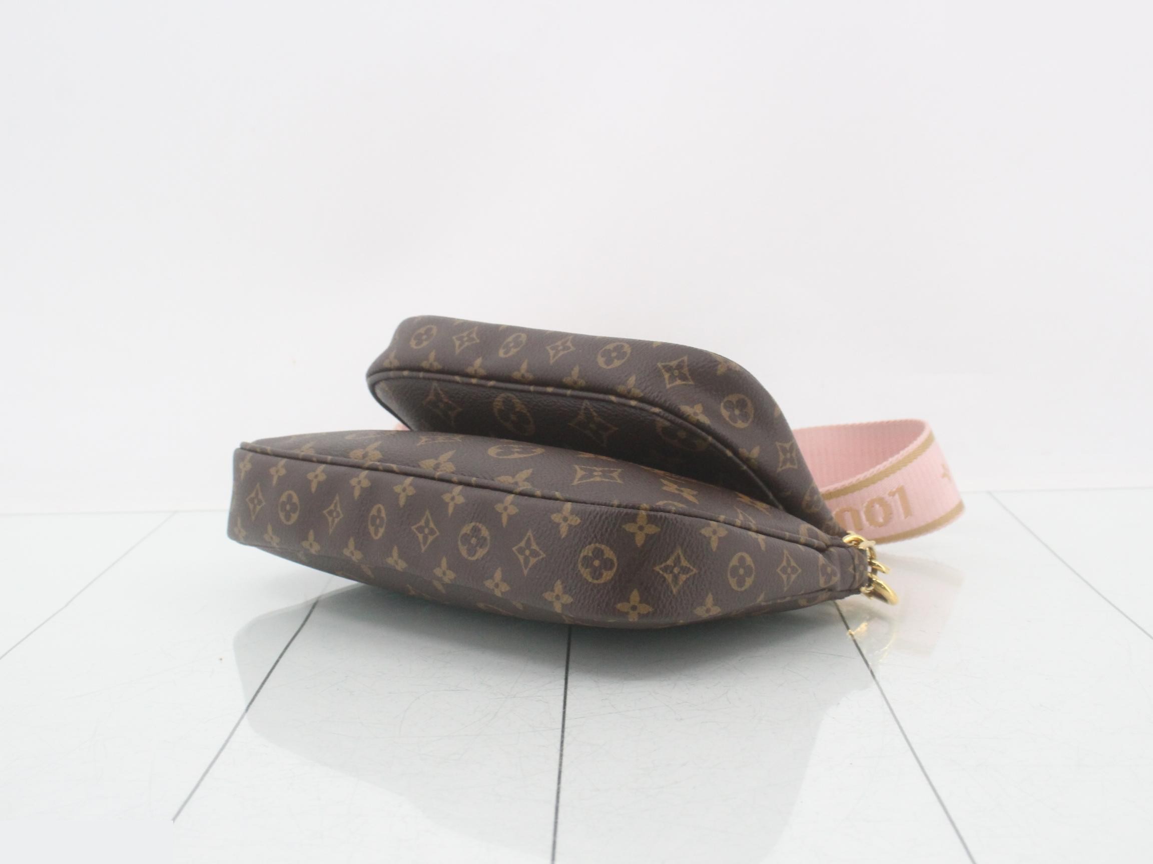 Monogram Multi Pochette Accessoires 2-Way Shoulder Bag — view 6