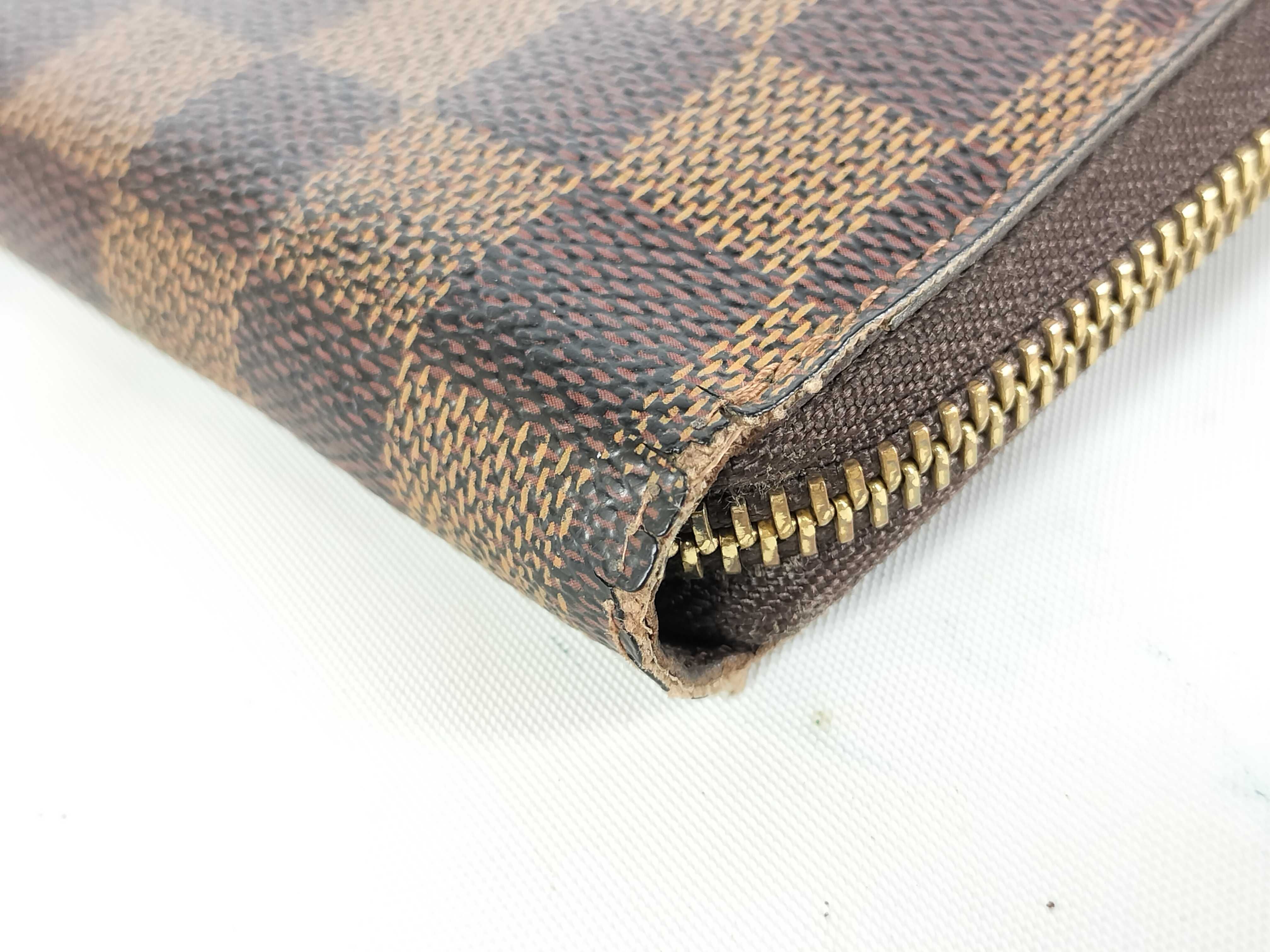 Damier Zippy Compact Wallet — view 2