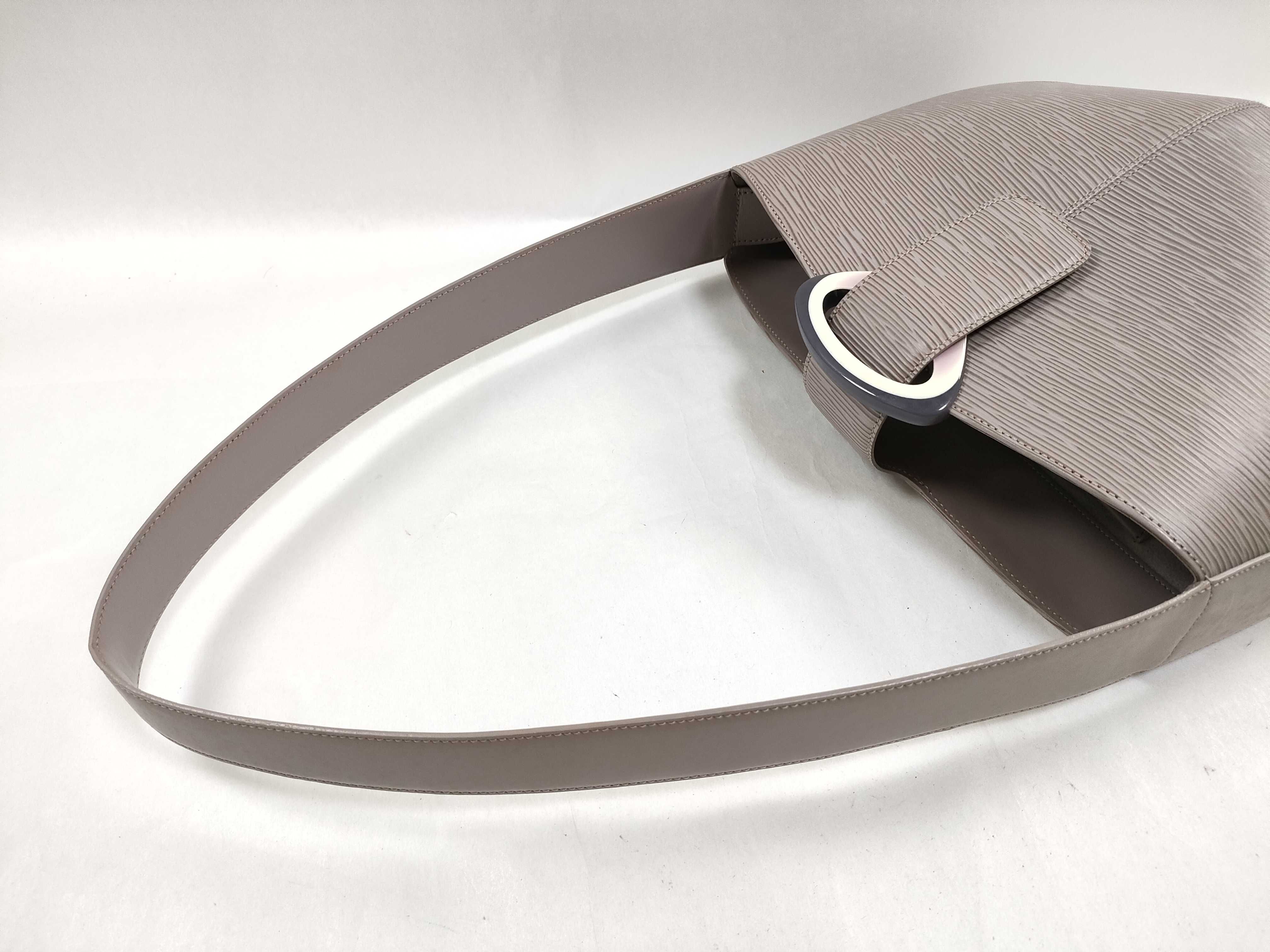 Epi Leather Shoulder Bag, M5216B TH0041 Purple TH1010 — view 3