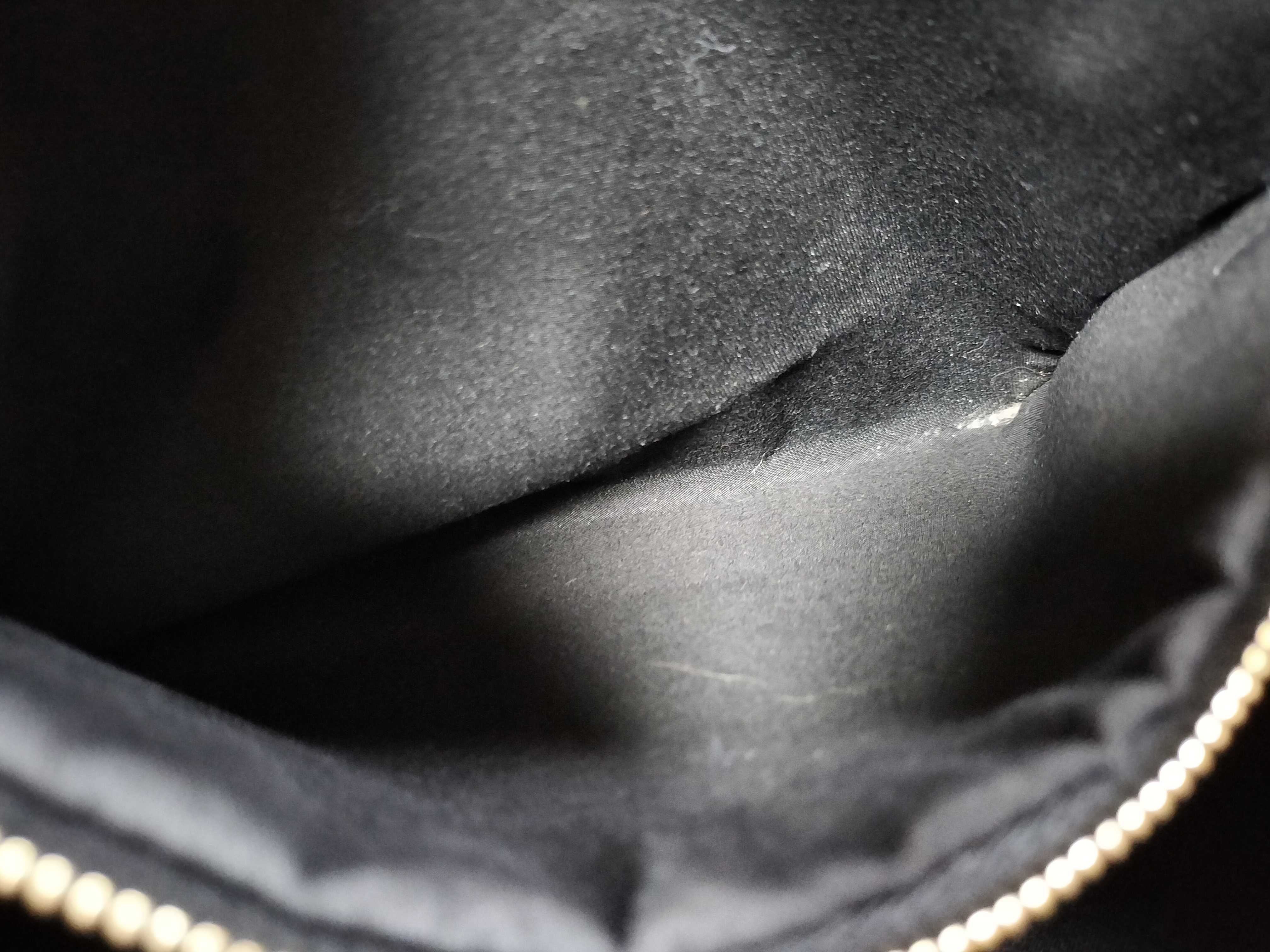 GG Canvas Mini Boston Bag — view 11