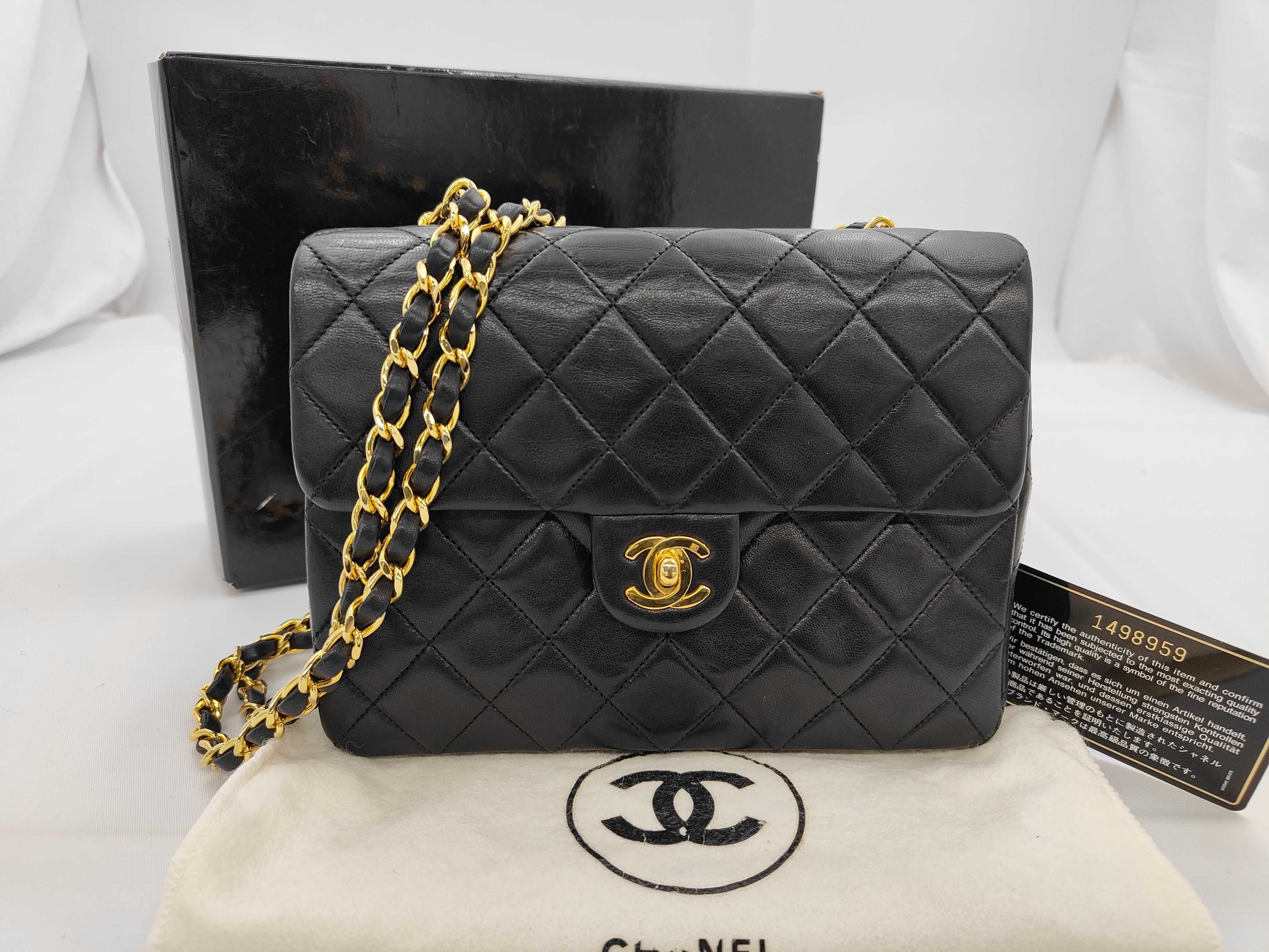 Lambskin Mini Matelassé 20 Single Chain GD Random Serial Shoulder Bag