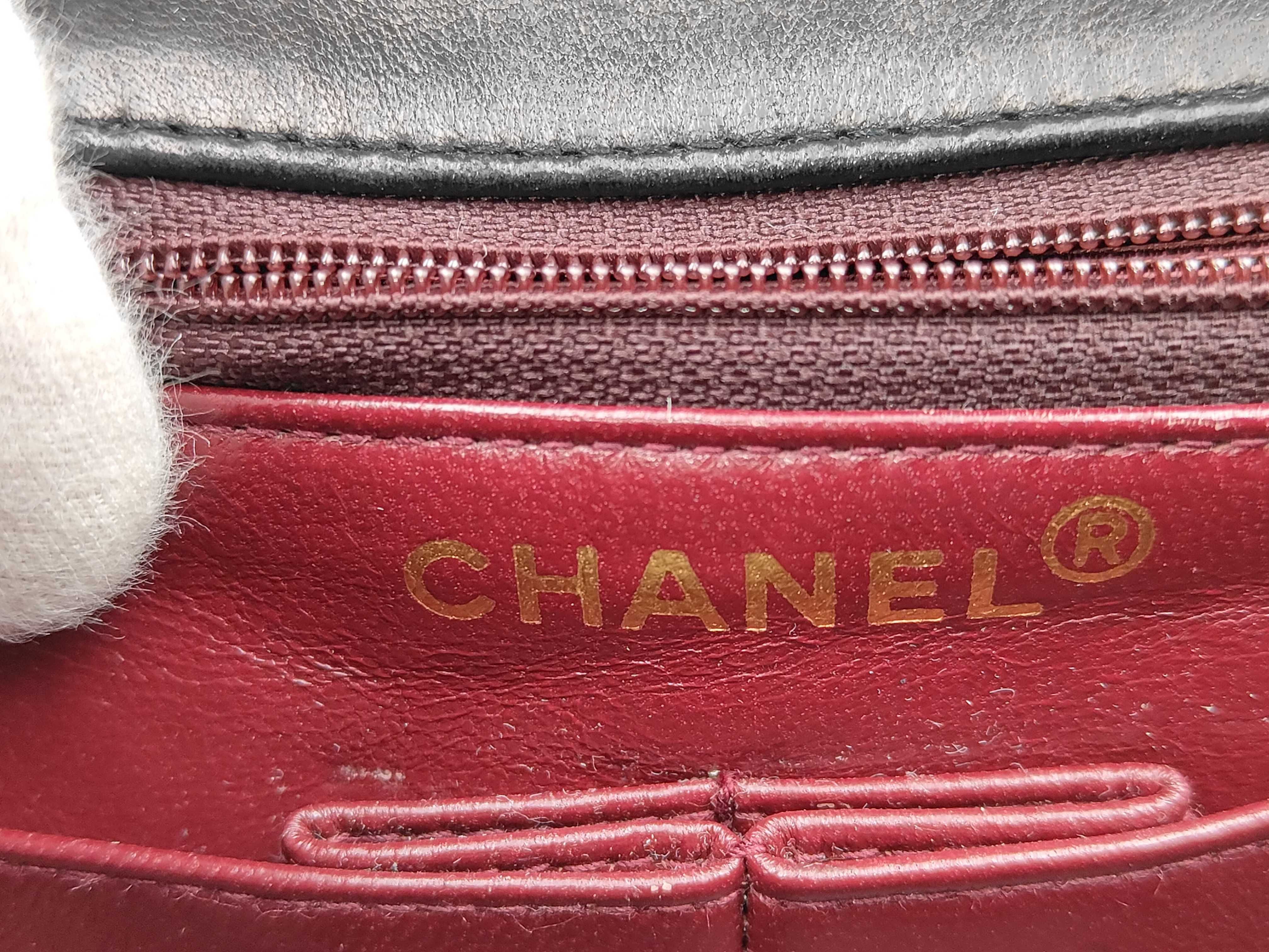 Lambskin Mini Matelassé 20 Single Chain GD Random Serial Shoulder Bag — view 11