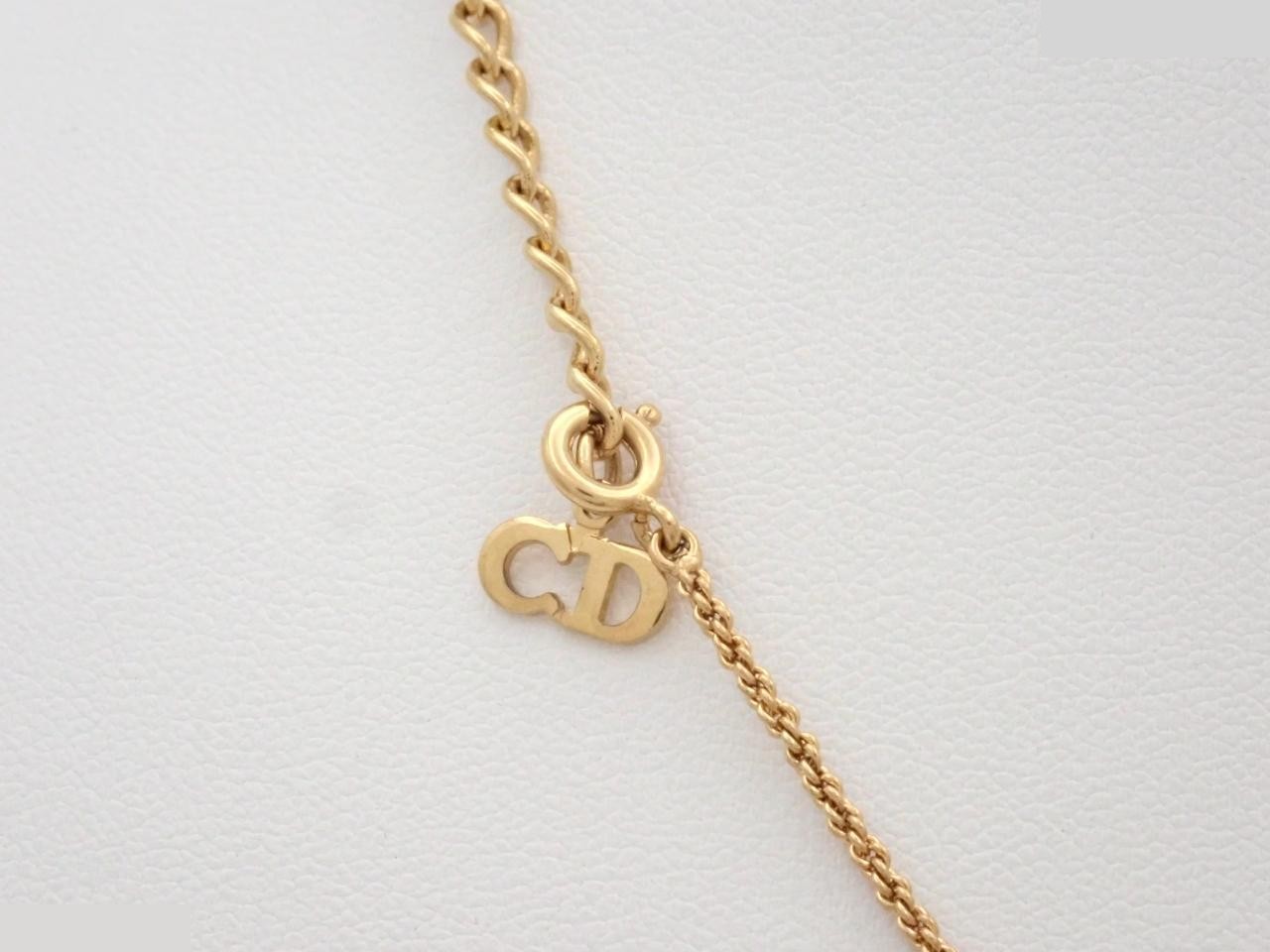 Other lines: Precious metal necklaces and pendants, chain approximately 42cm. — view 2