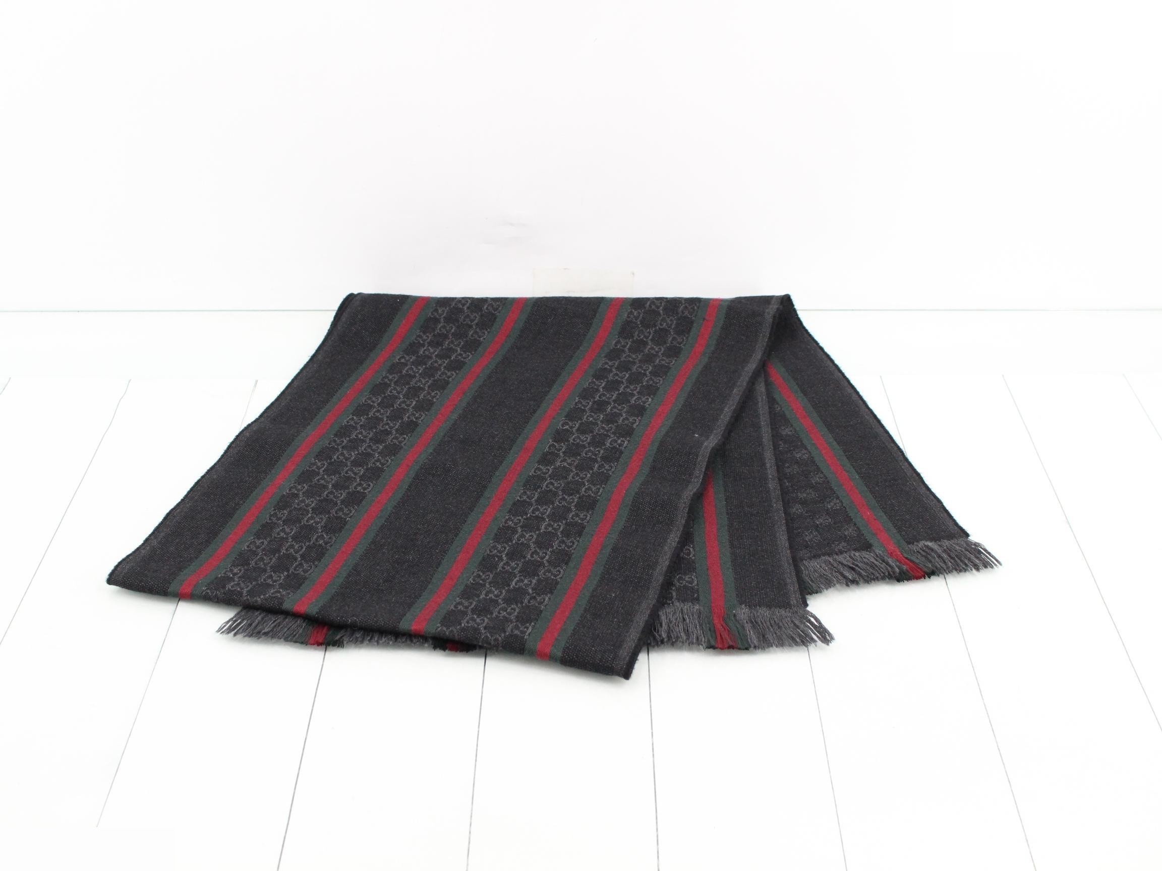Tag attached. Gucci GG Sherry Scarf. — view 3