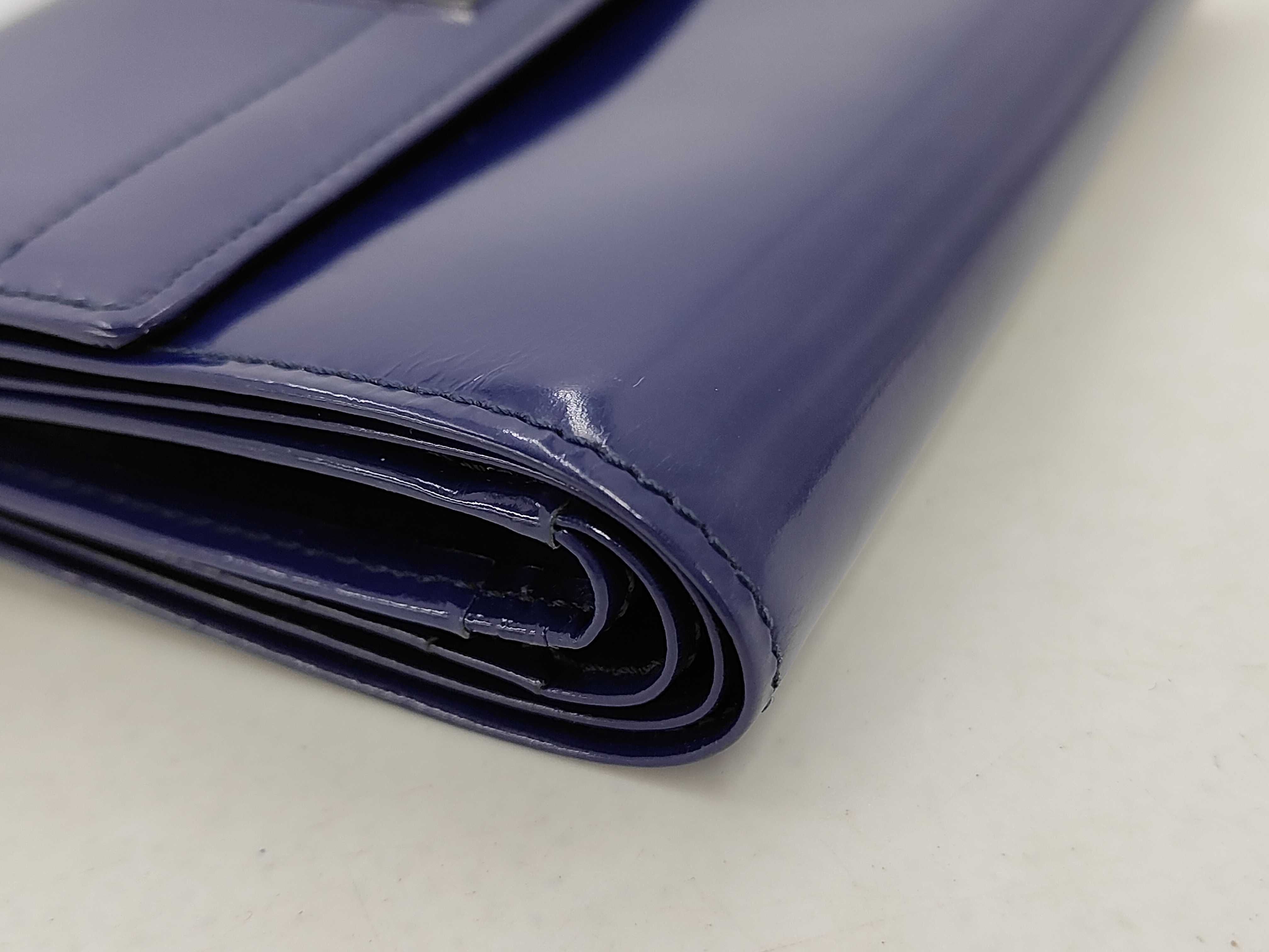 wallet — view 6