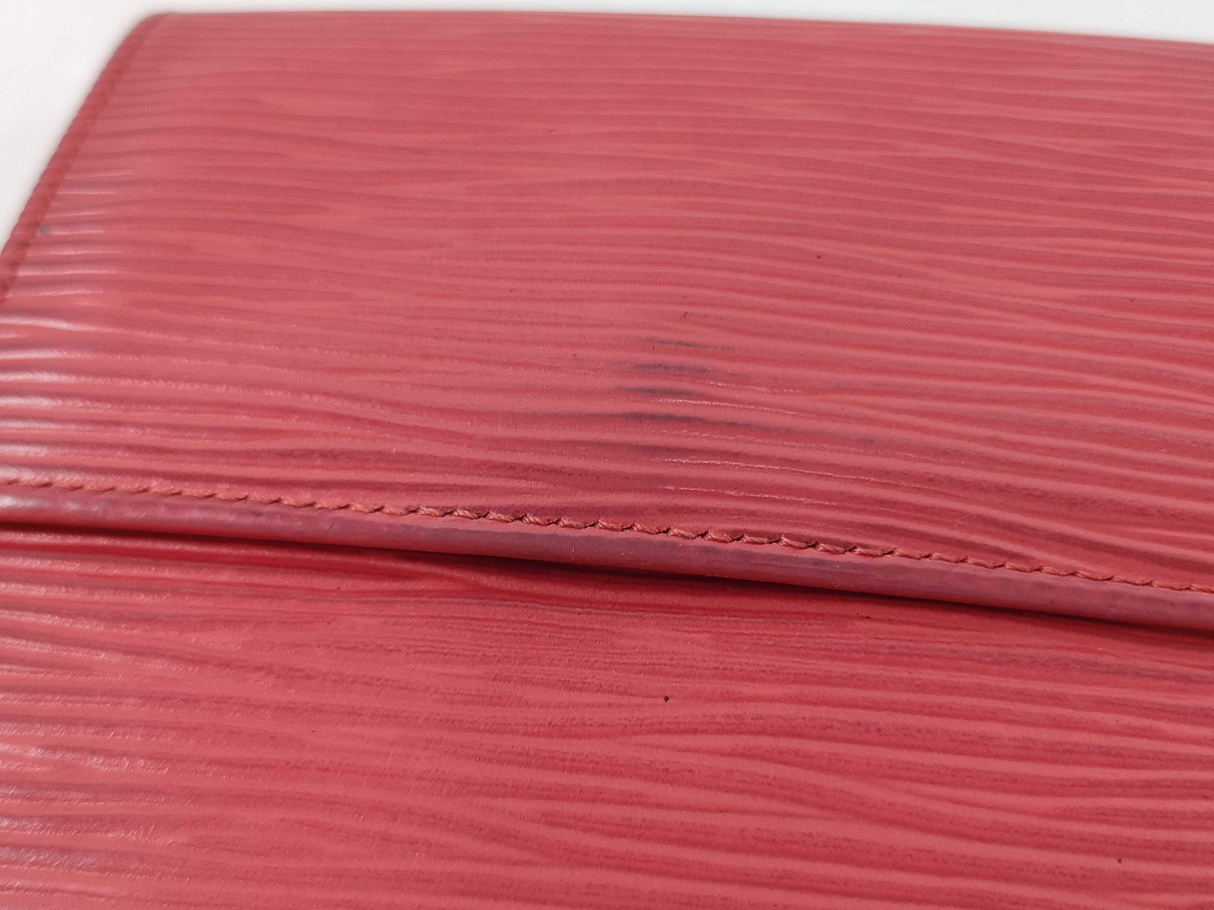 Epi LV Epi Portemonnaie Billet Carte Credit M63487 Red Wallet — view 11