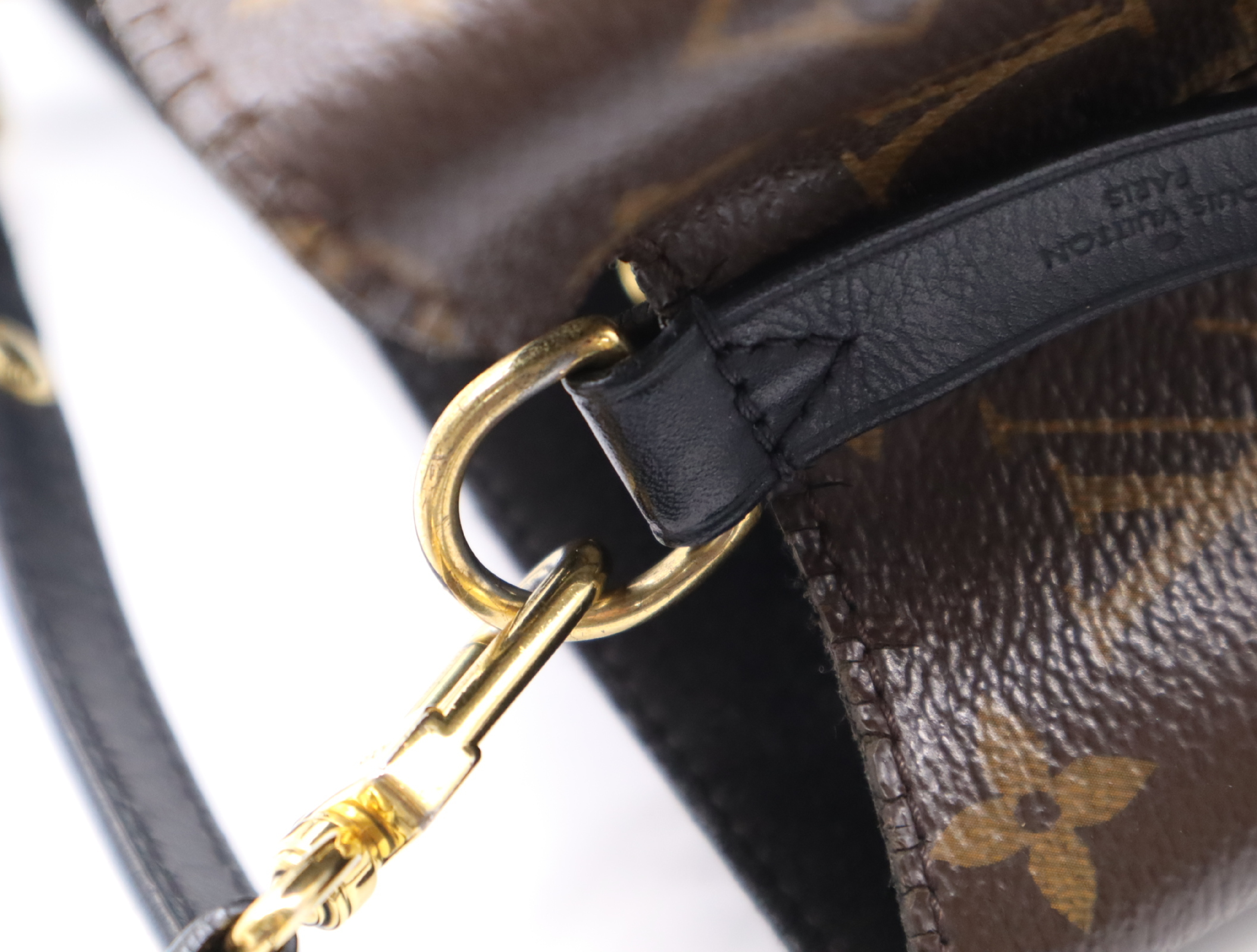M44020 Monogram Neo Noe Noir Shoulder Bag with Shoulder Strap — view 11