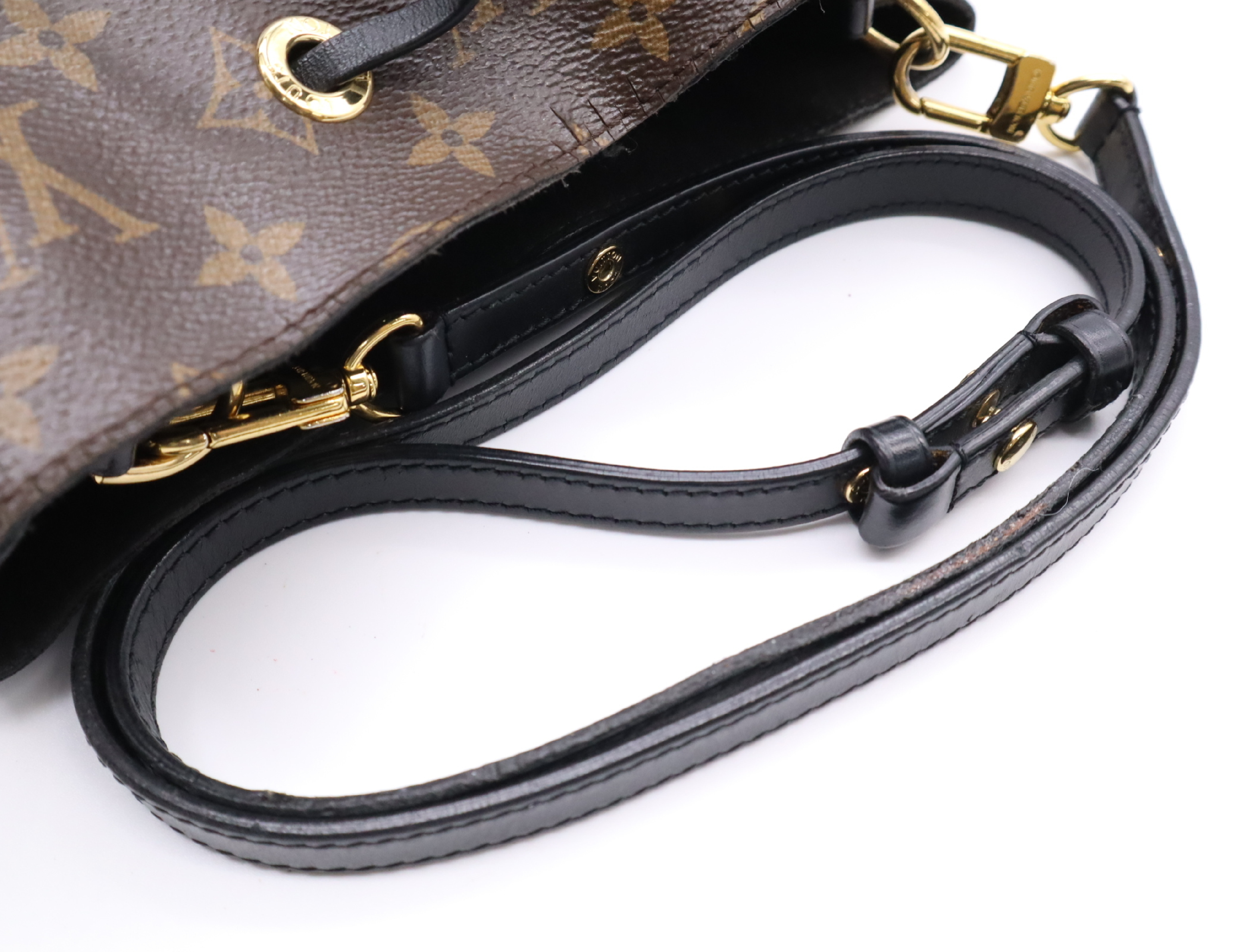 M44020 Monogram Neo Noe Noir Shoulder Bag with Shoulder Strap — view 12