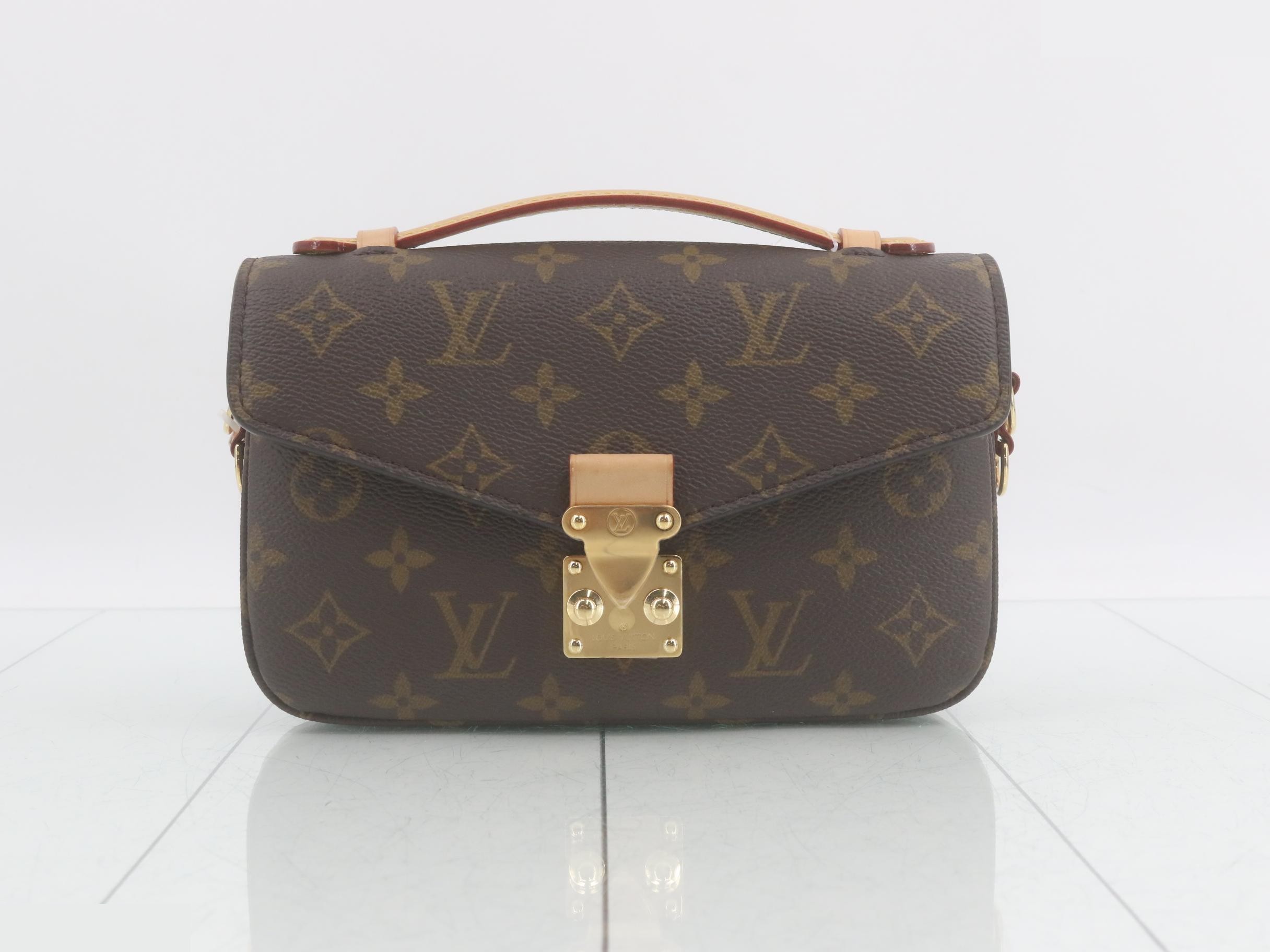 Monogram Pochette Metis EW 3-Way Handbag