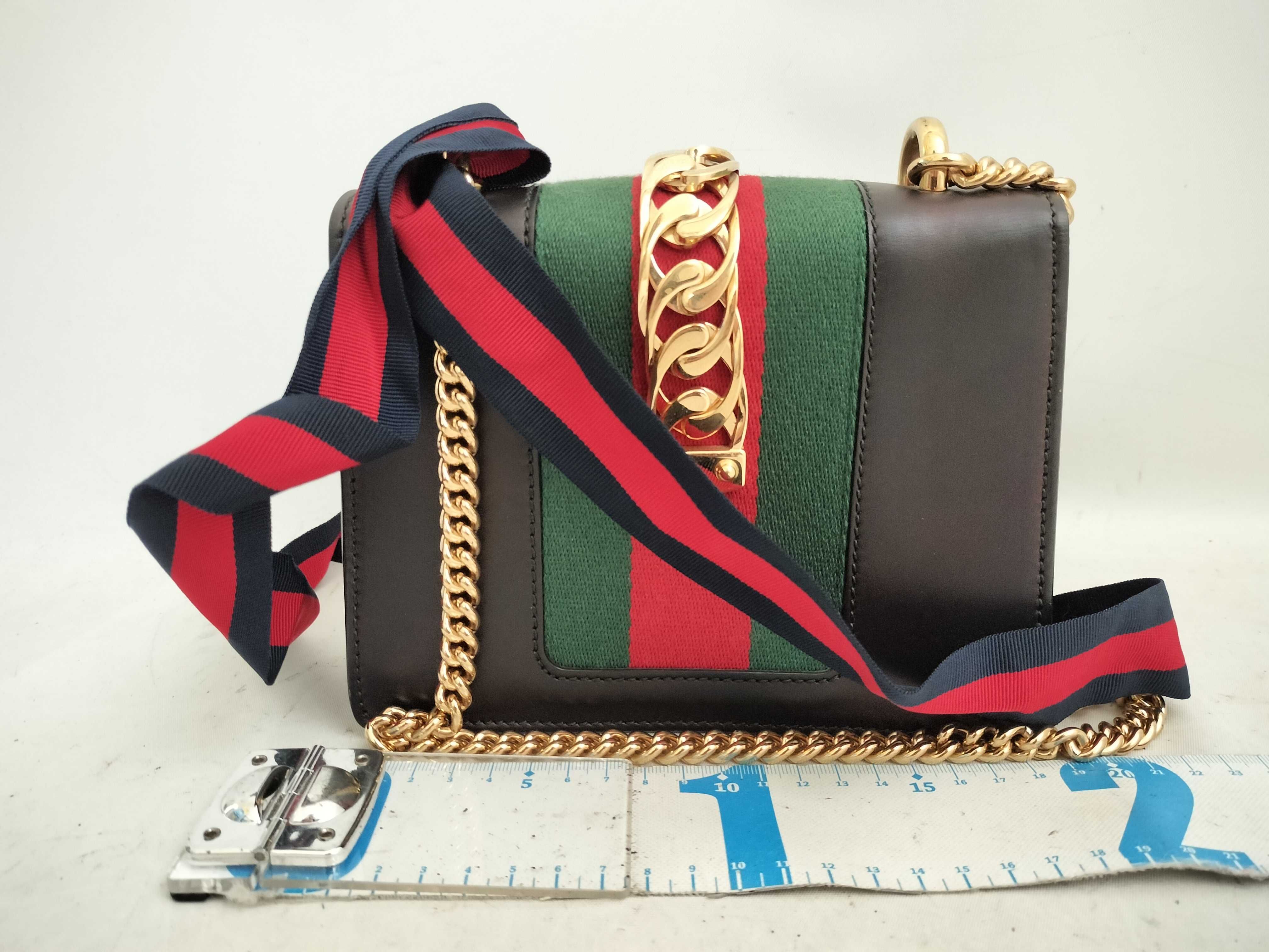 Webbing Gucci 431666 Sylvie Web Line Ribbon Mini Chain Bag Shoulder Bag Pouch Leather Black Gold Hardware Shoulder Bag — view 2