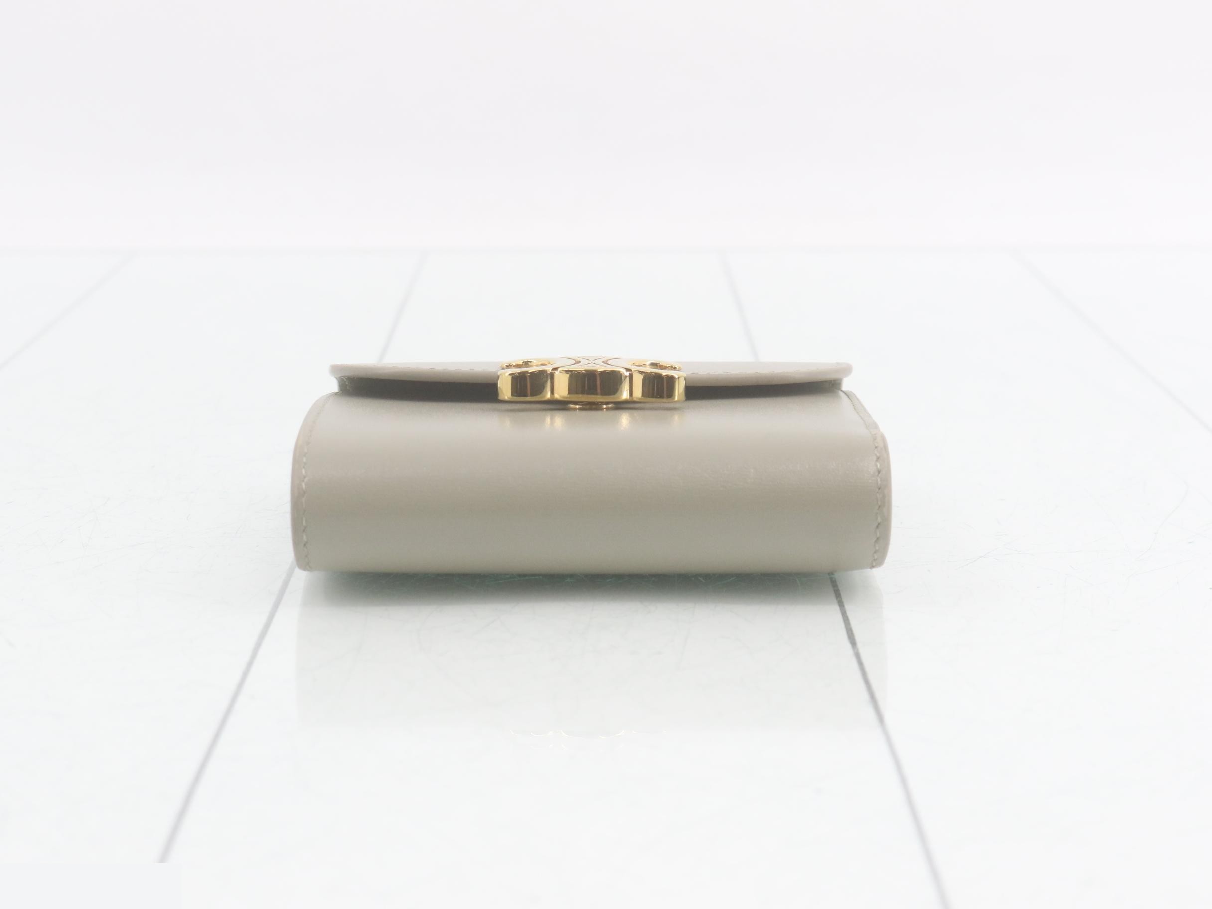 Triomphe Compact Wallet — view 3
