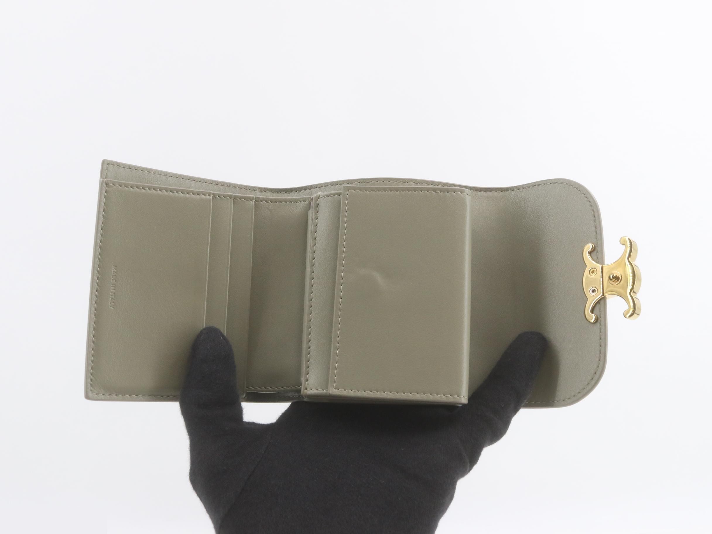 Triomphe Compact Wallet — view 4