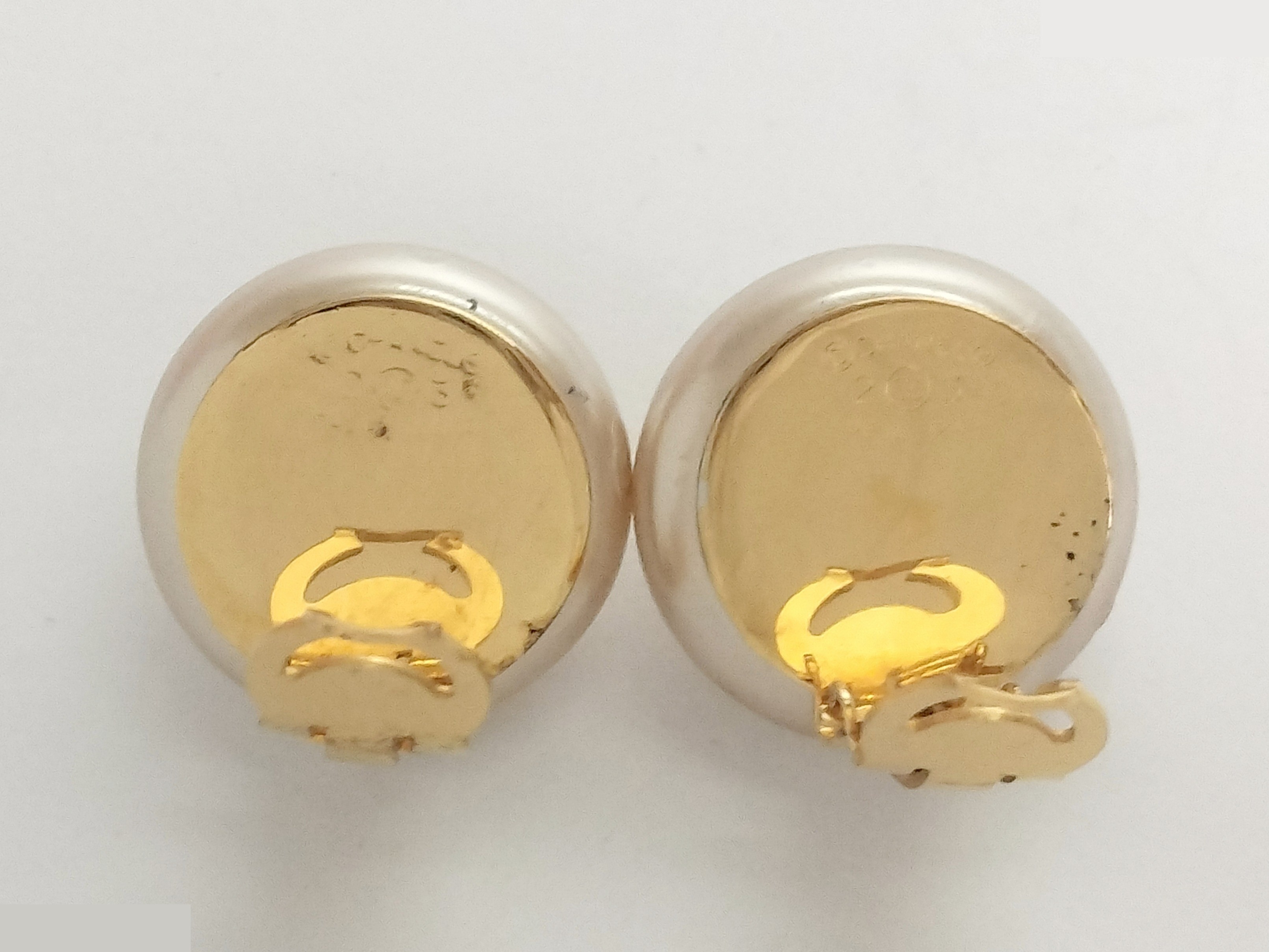 Coco F Pearl Earrings 23 — view 4