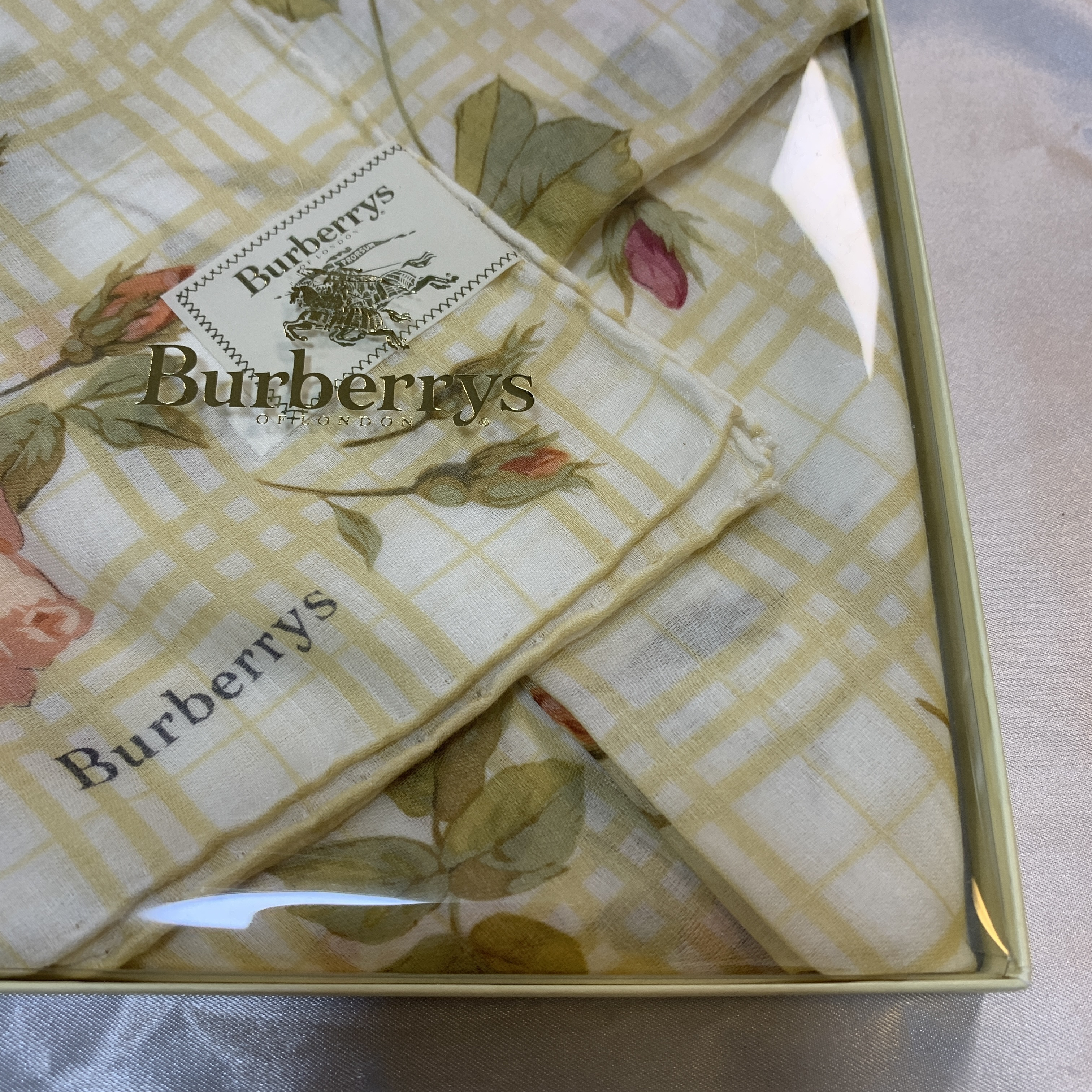 Scarf Gift — view 7