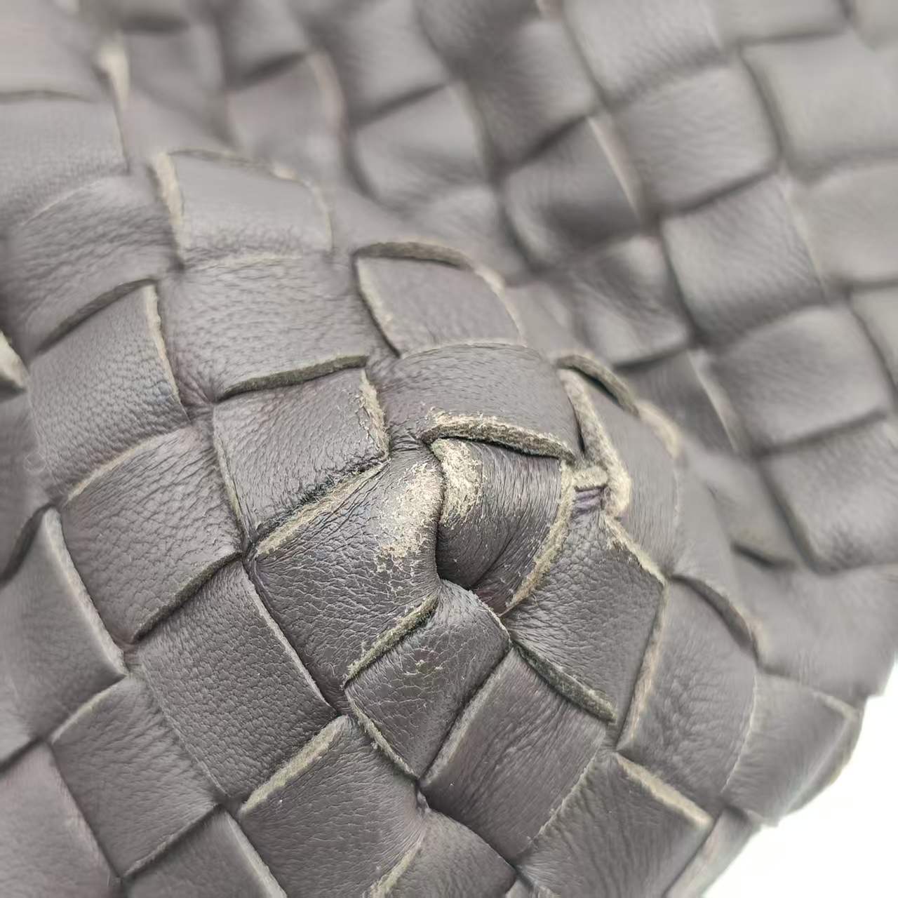 【*Shipped from: China*】BOTTEGA VENETA Lambskin Handbag — view 15