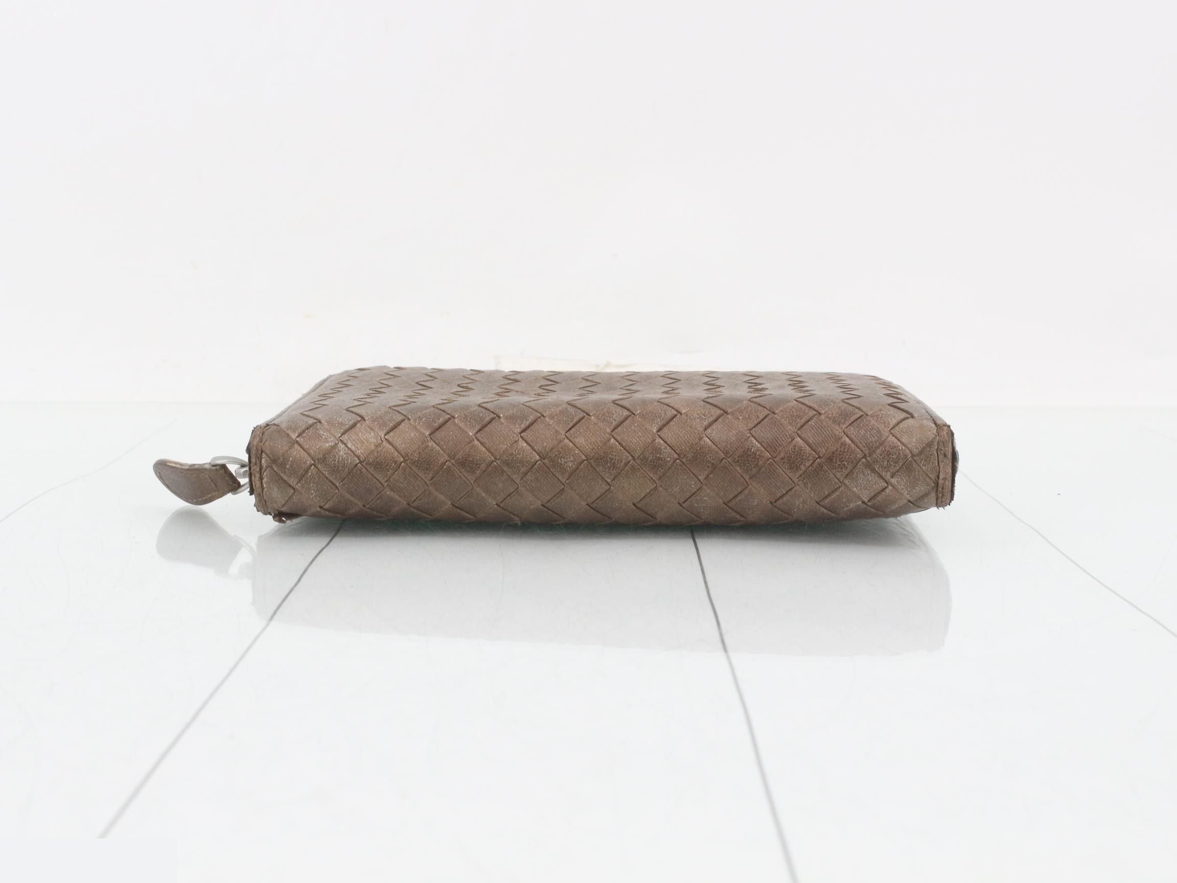 Intrecciato Round Zipper Long Wallet, Gold — view 3