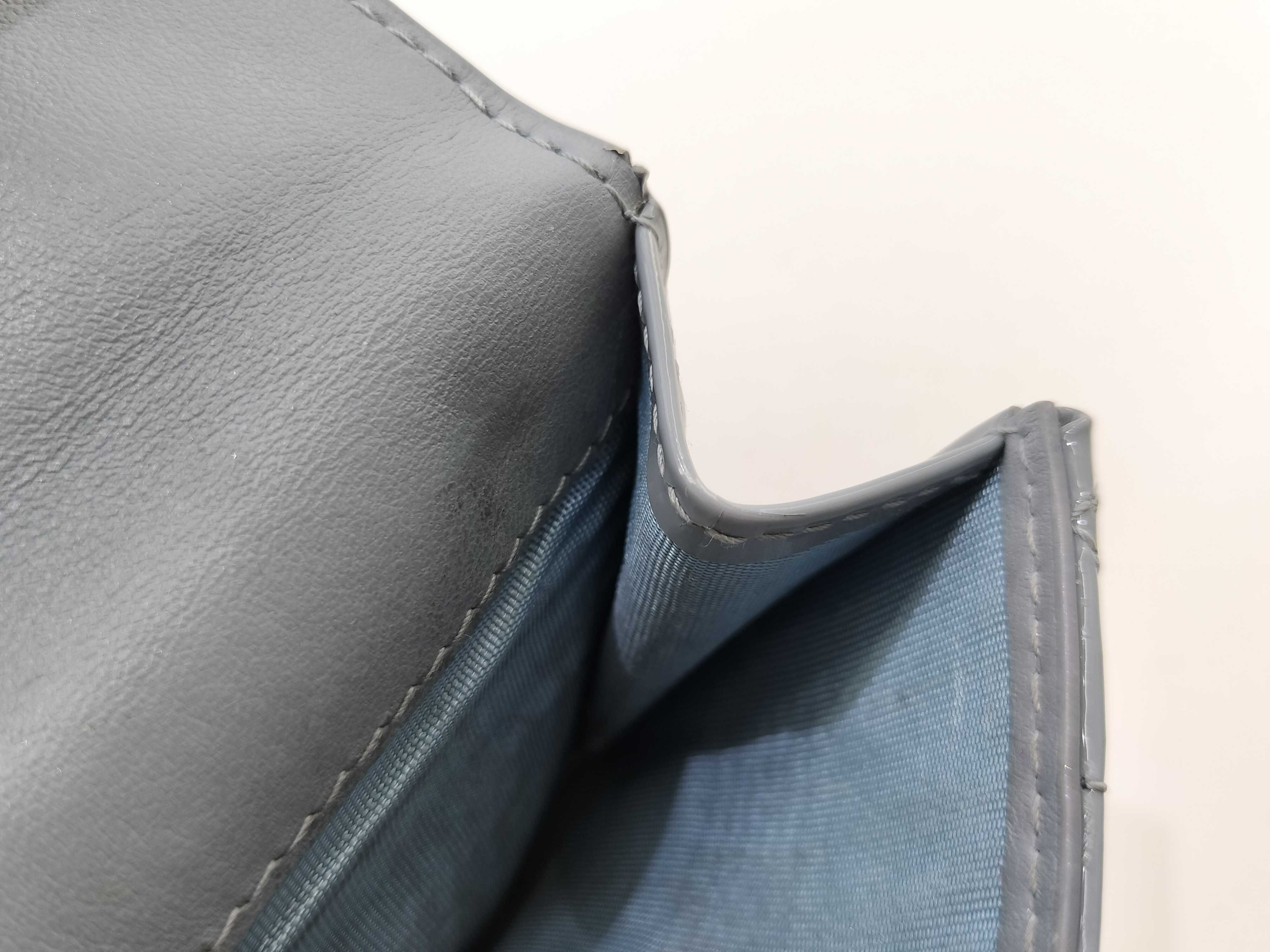 bifold wallet — view 13