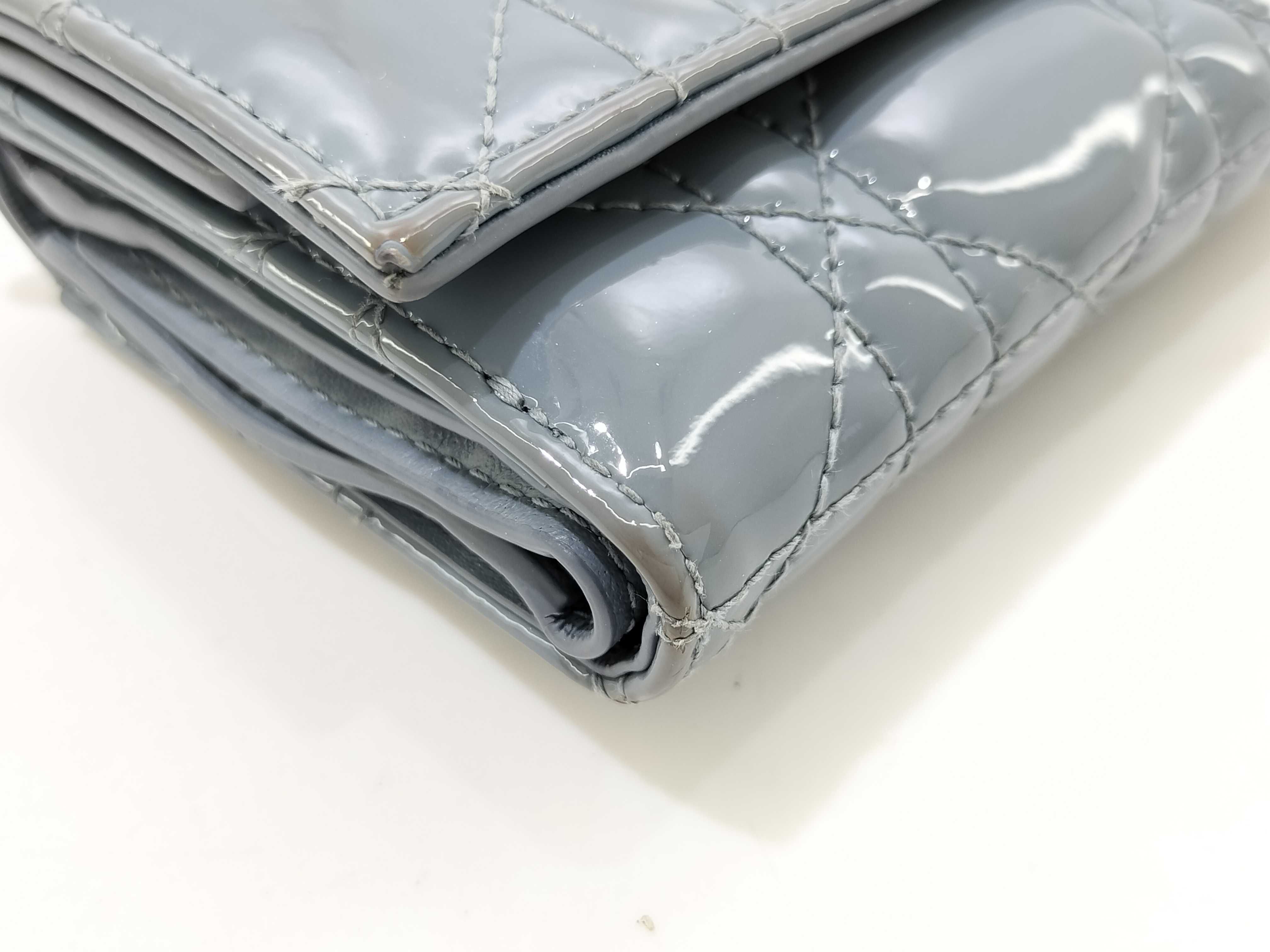 bifold wallet — view 6