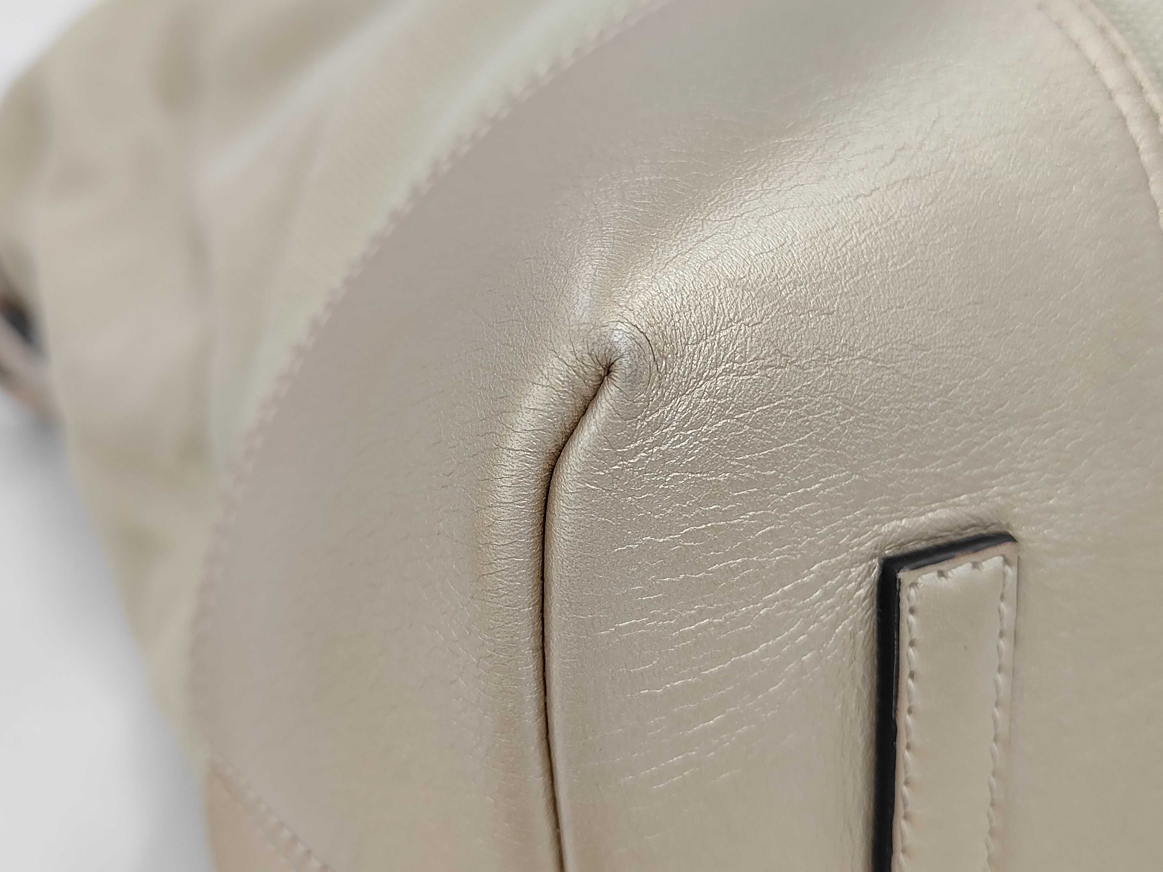 shoulder bag — view 3