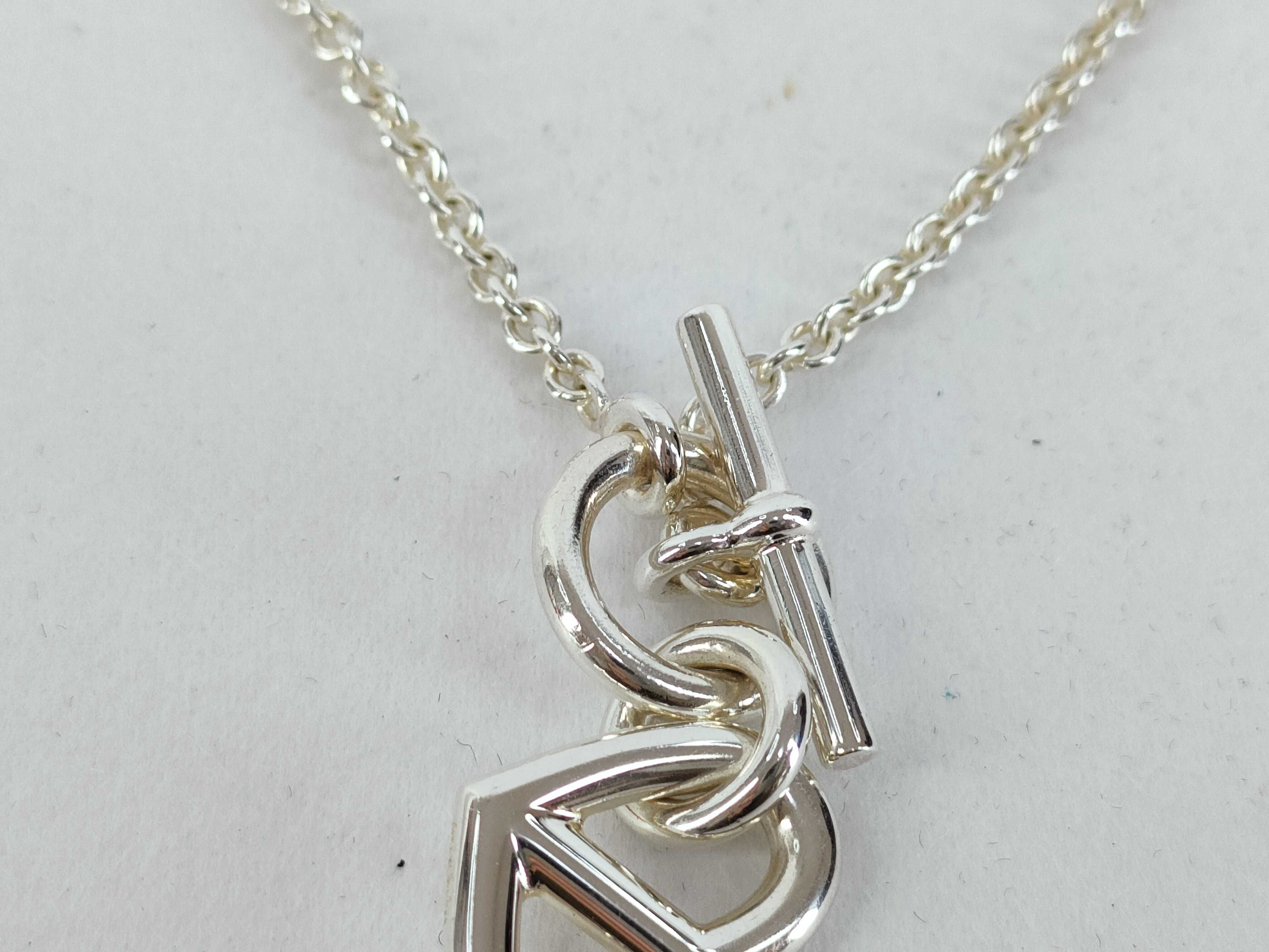 Amulette Cache-Coeur Heart Motif Necklace SV925 Necklace — view 3