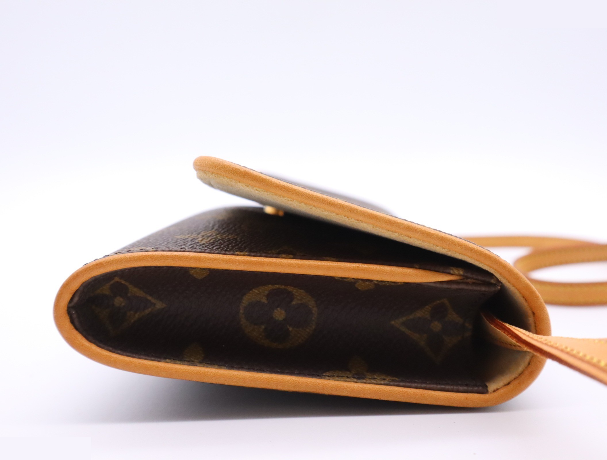 Pochette Twin GM with shoulder strap — view 5
