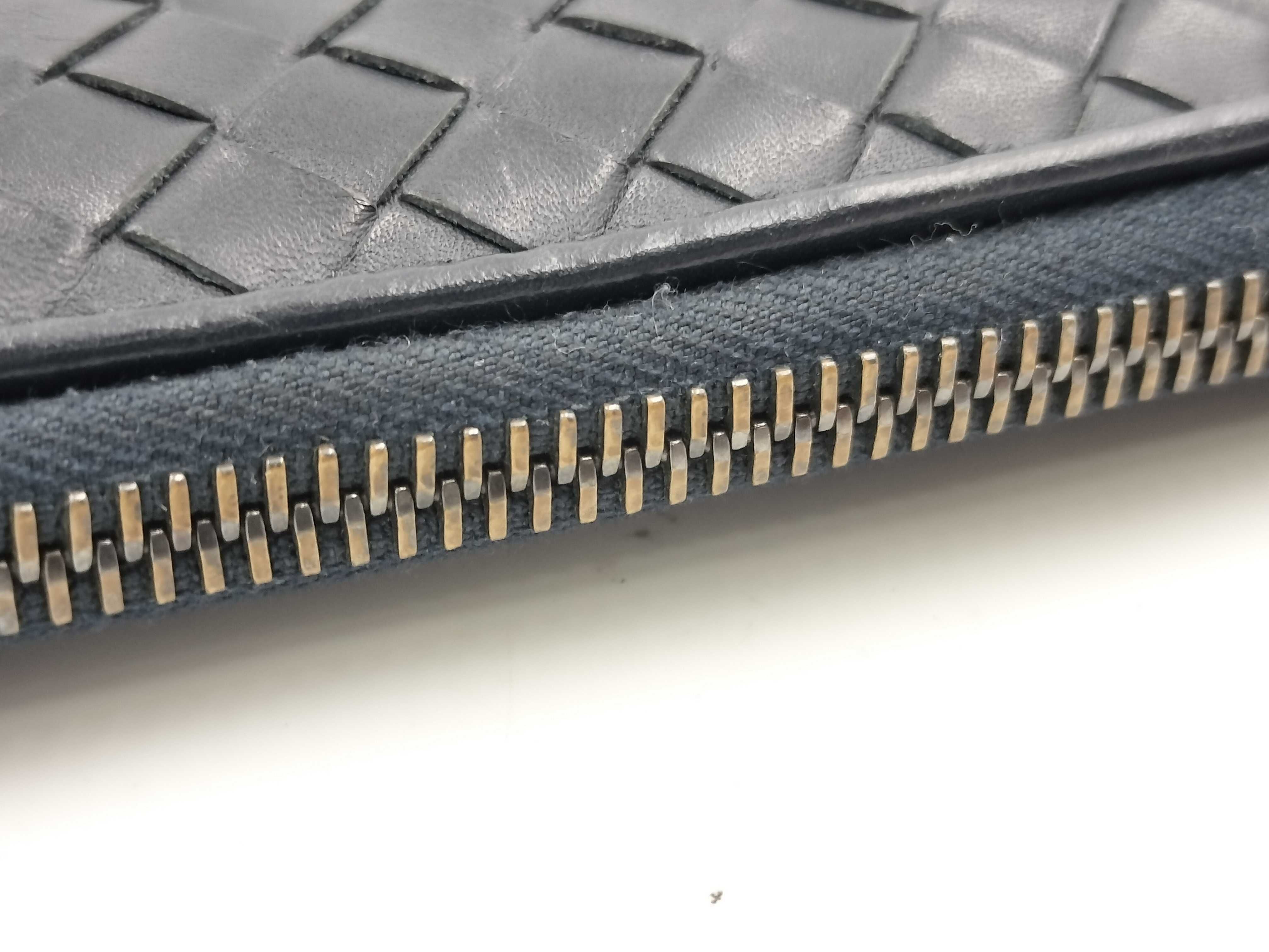 Intrecciato Round Zipper Long Wallet — view 7