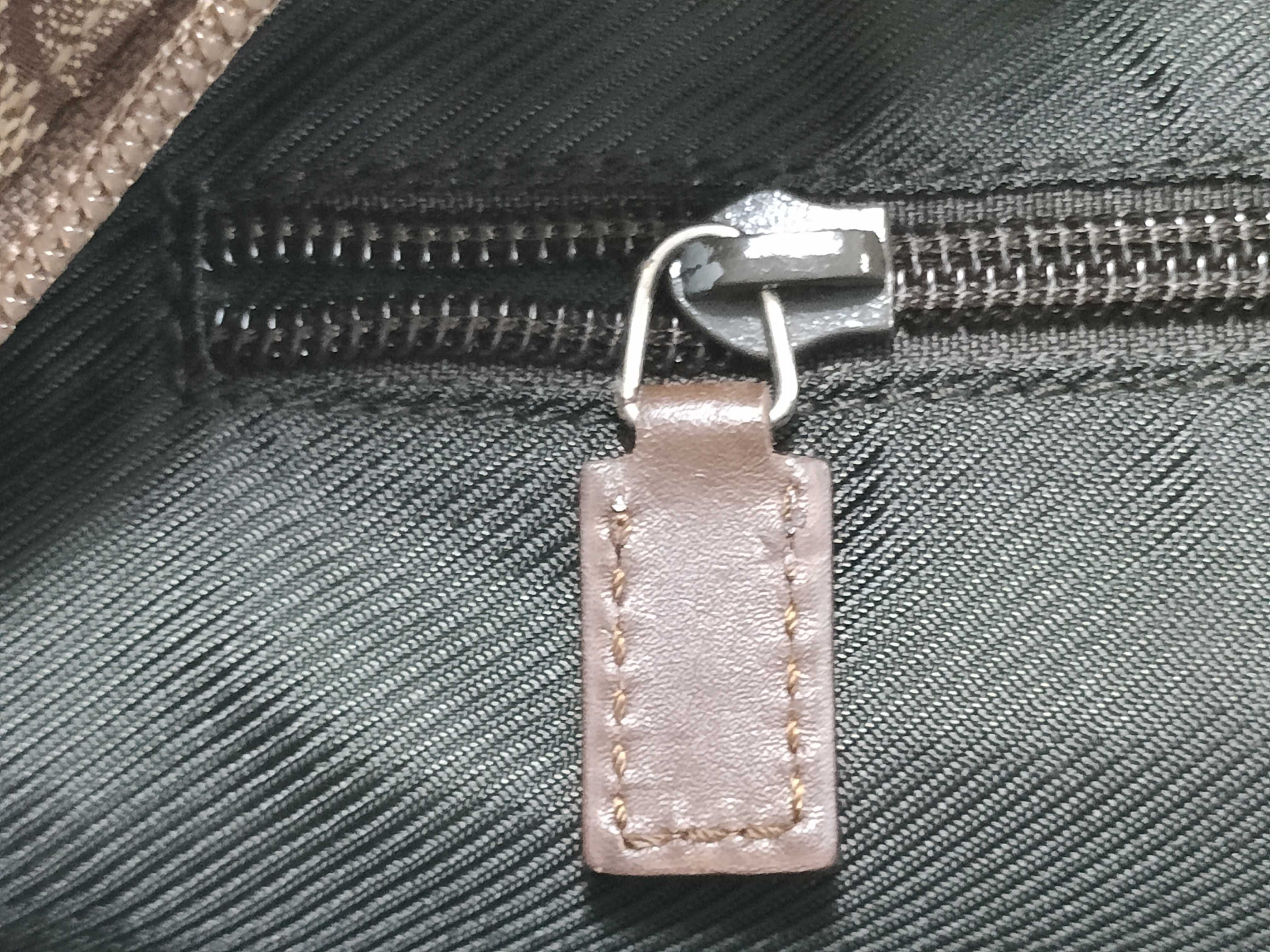 GG Canvas Tote Bag — view 11