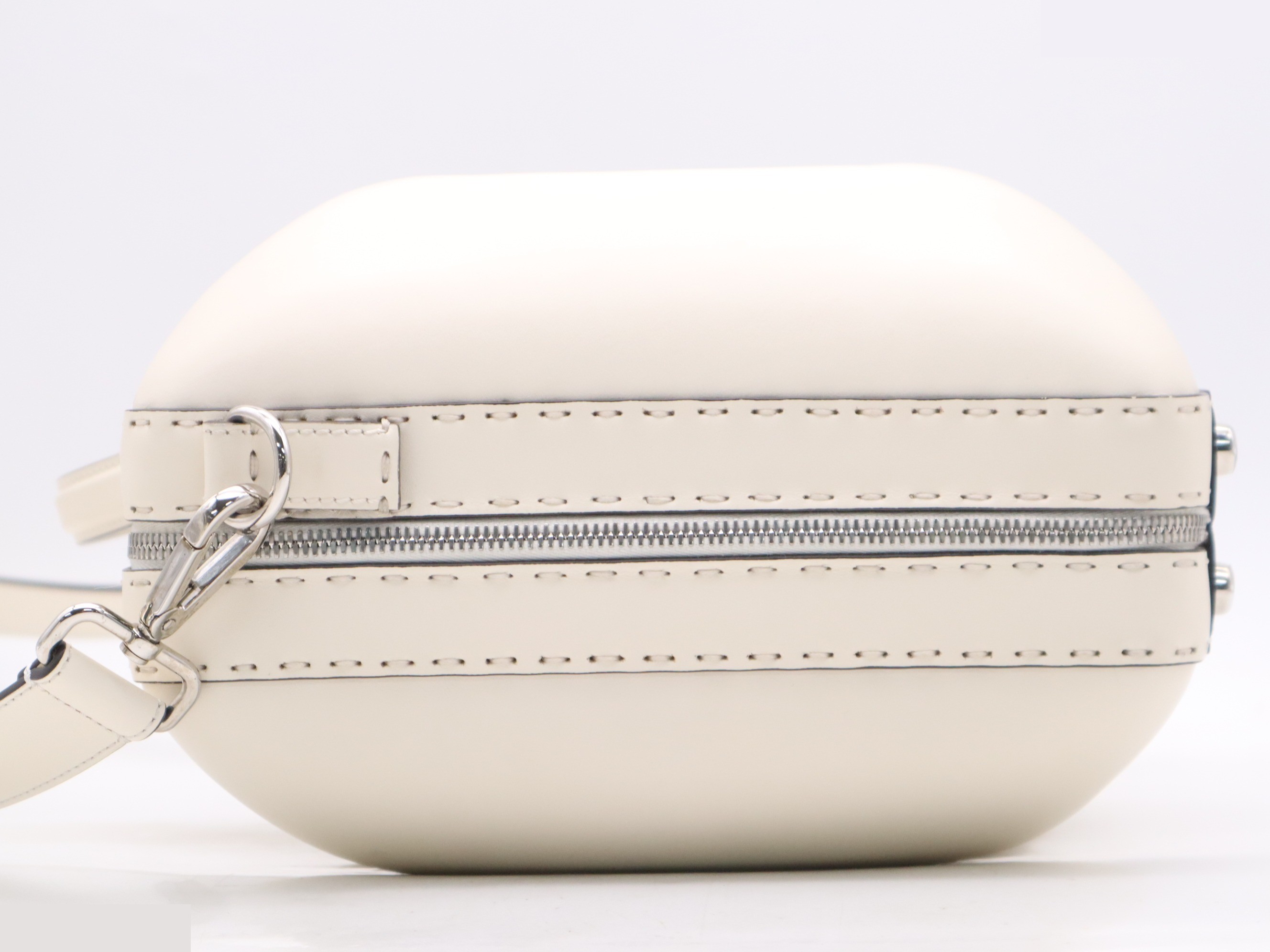 FF logo leather suitcase, medium size, white, silver hardware — view 3