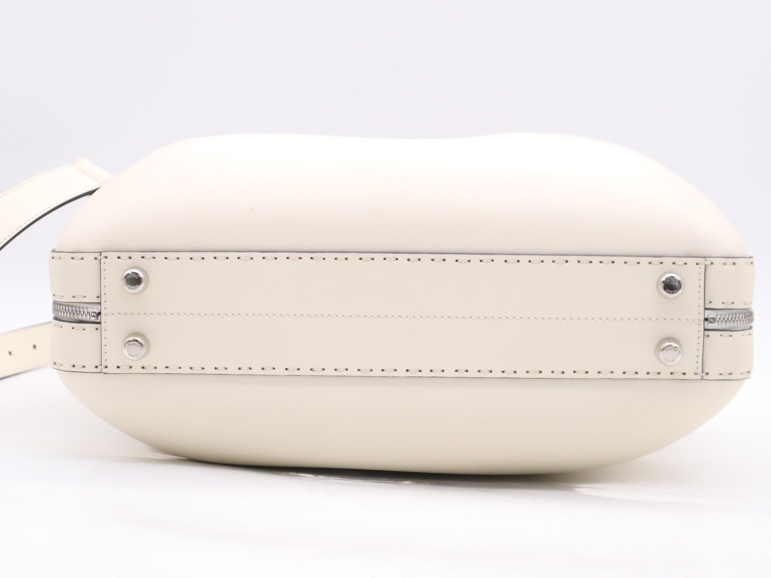 FF logo leather suitcase, medium size, white, silver hardware — view 4