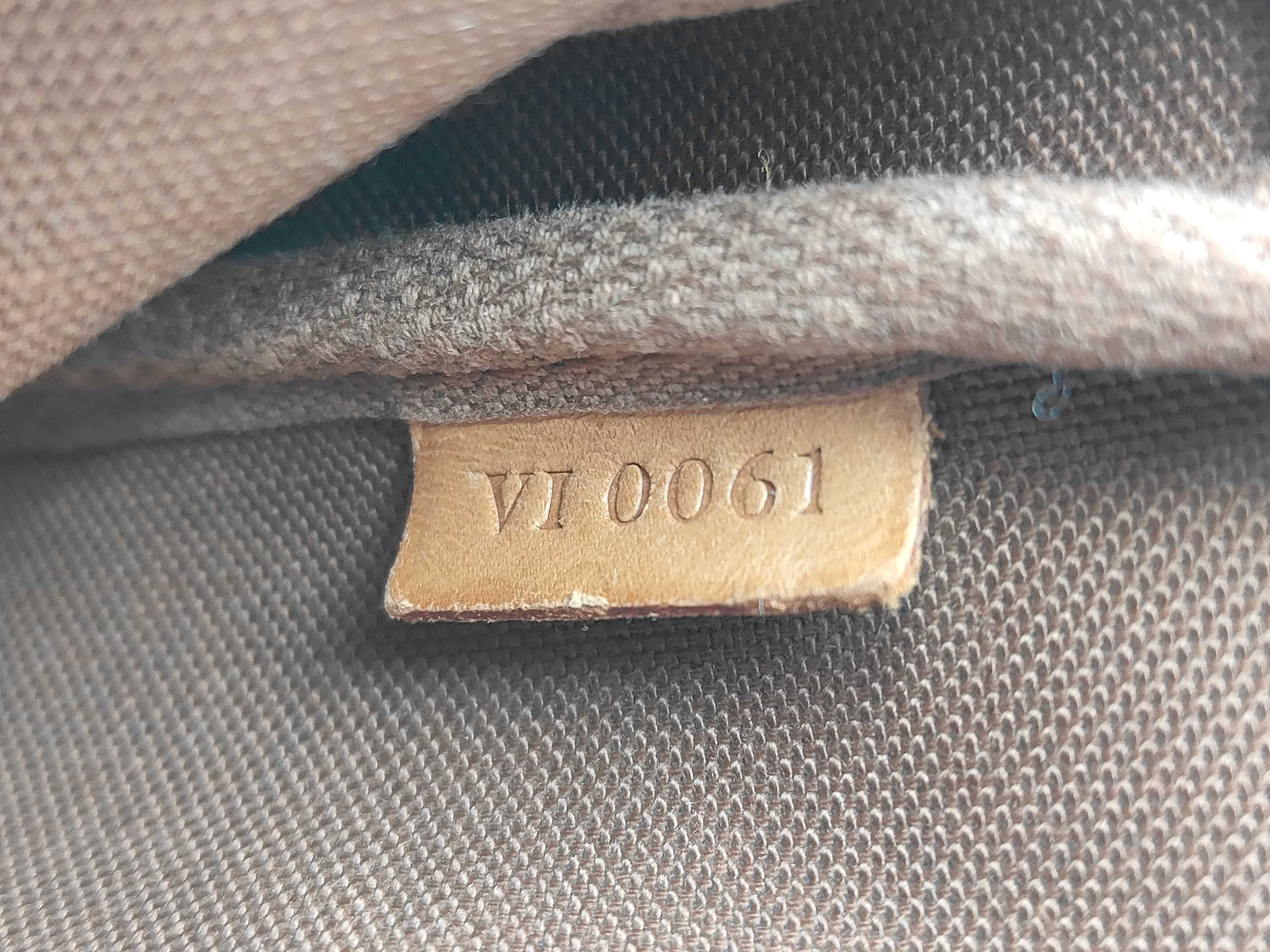 Monogram Louis Vuitton Monogram Accessoires VI0061 Handbag — view 11