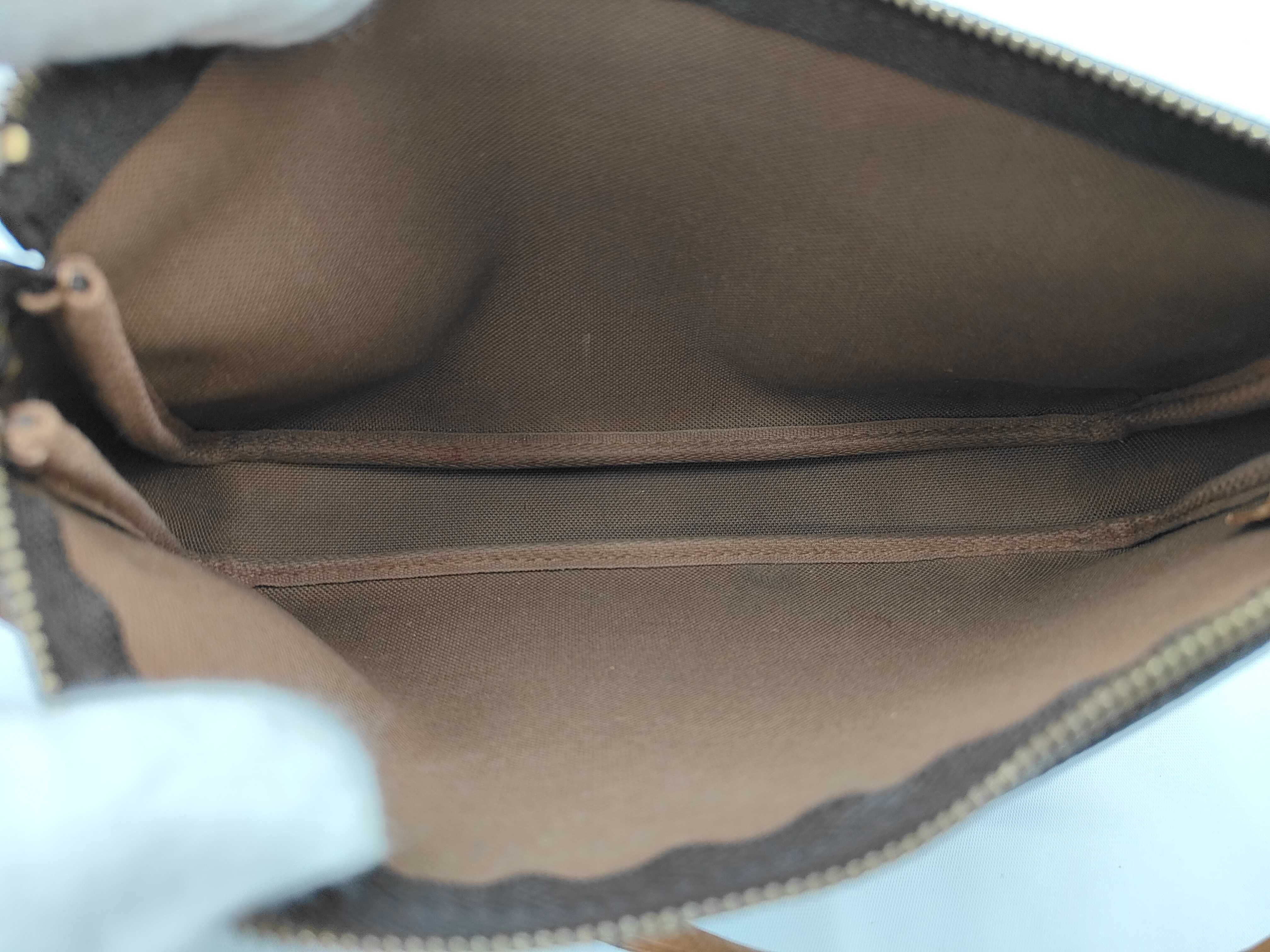 Monogram Louis Vuitton Monogram Accessoires VI0061 Handbag — view 9