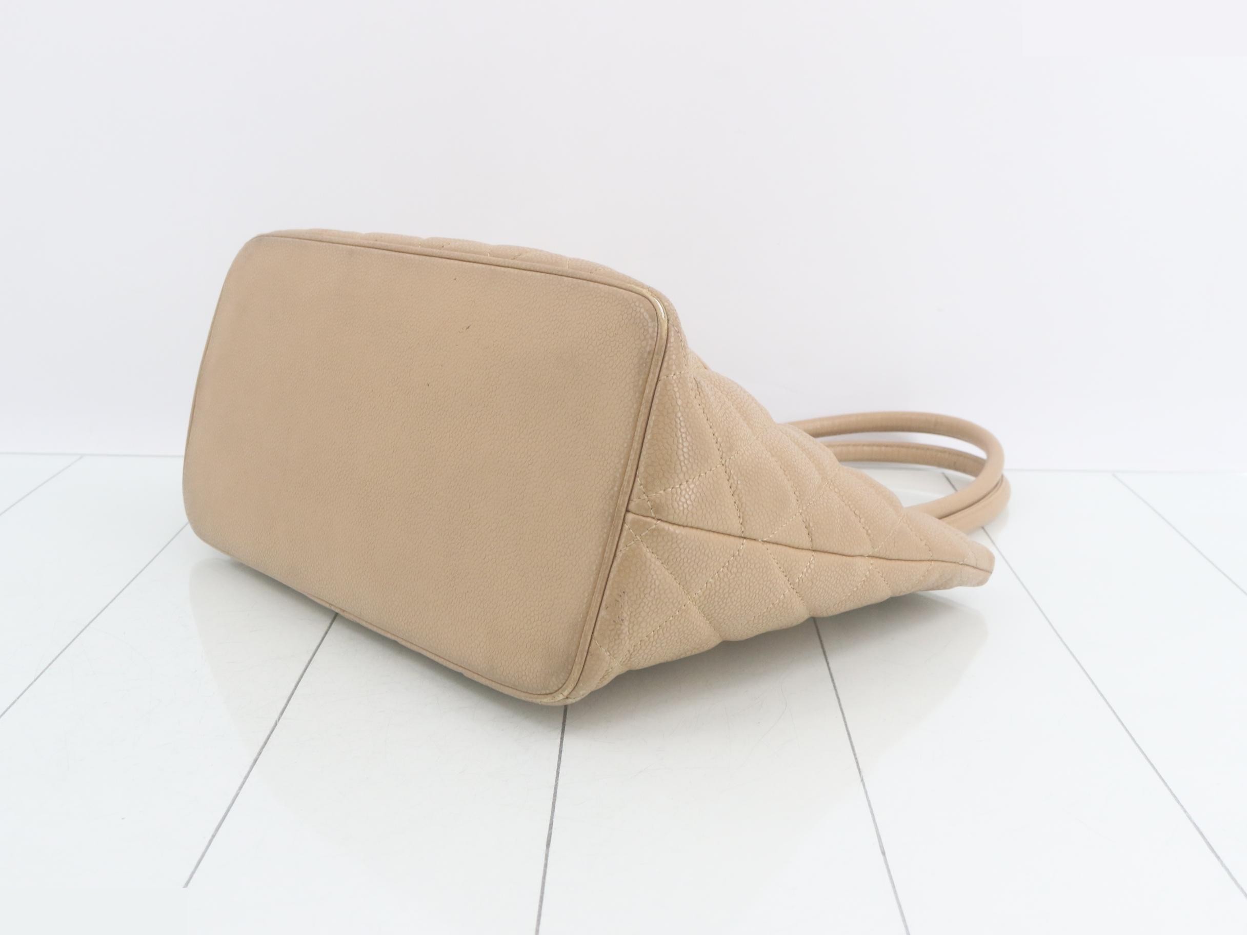 Caviar leather Coco Mark reissue tote bag, beige. — view 6